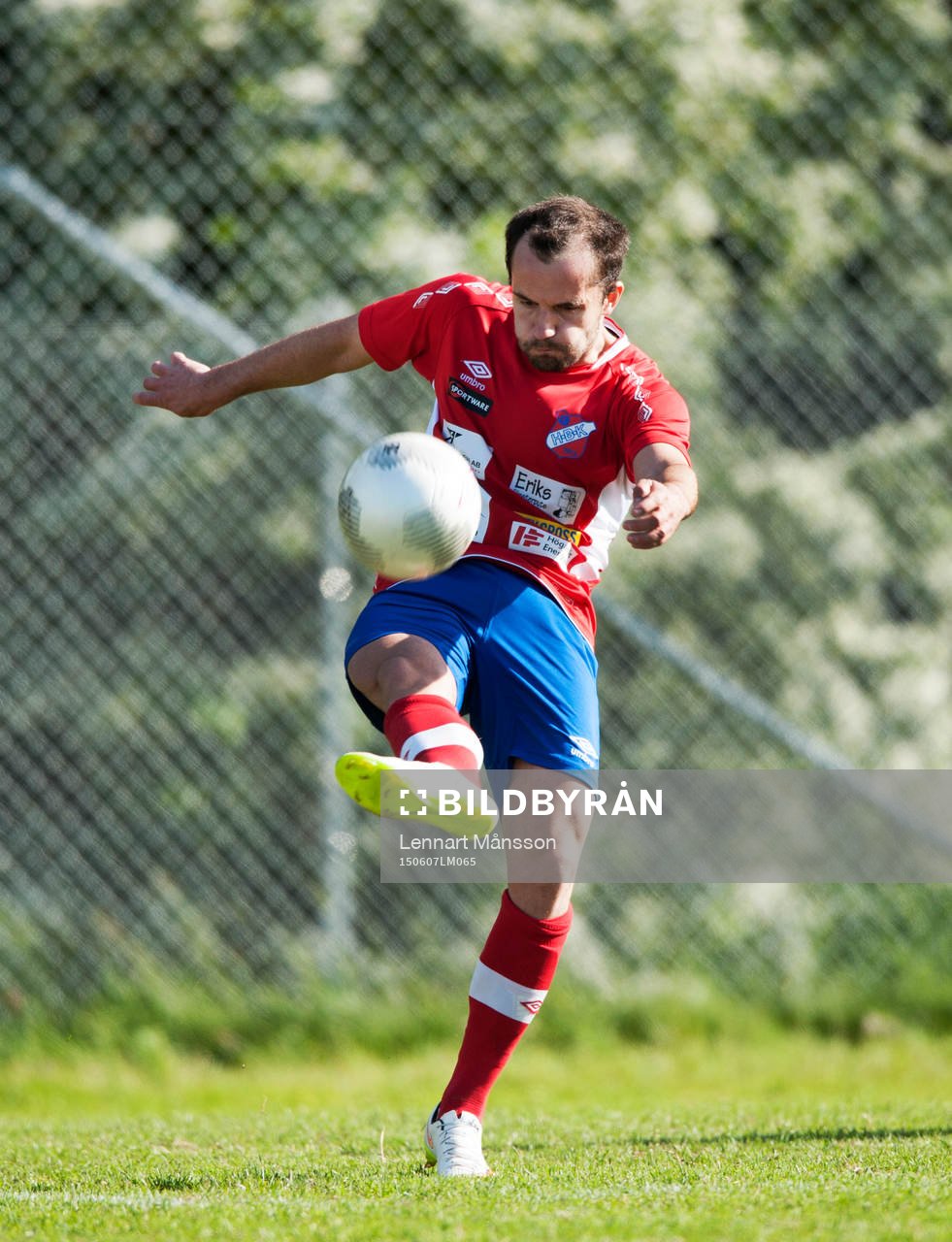 Höganäs Kastriot Sogajeva  i matchen i division 2 Västra