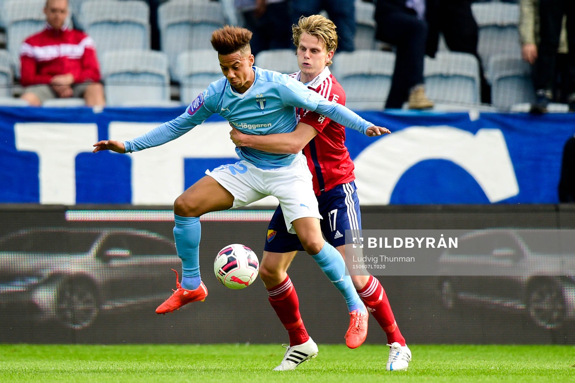 Djurgårdens Tim Björkström och Malmö FFs Tobias Sana