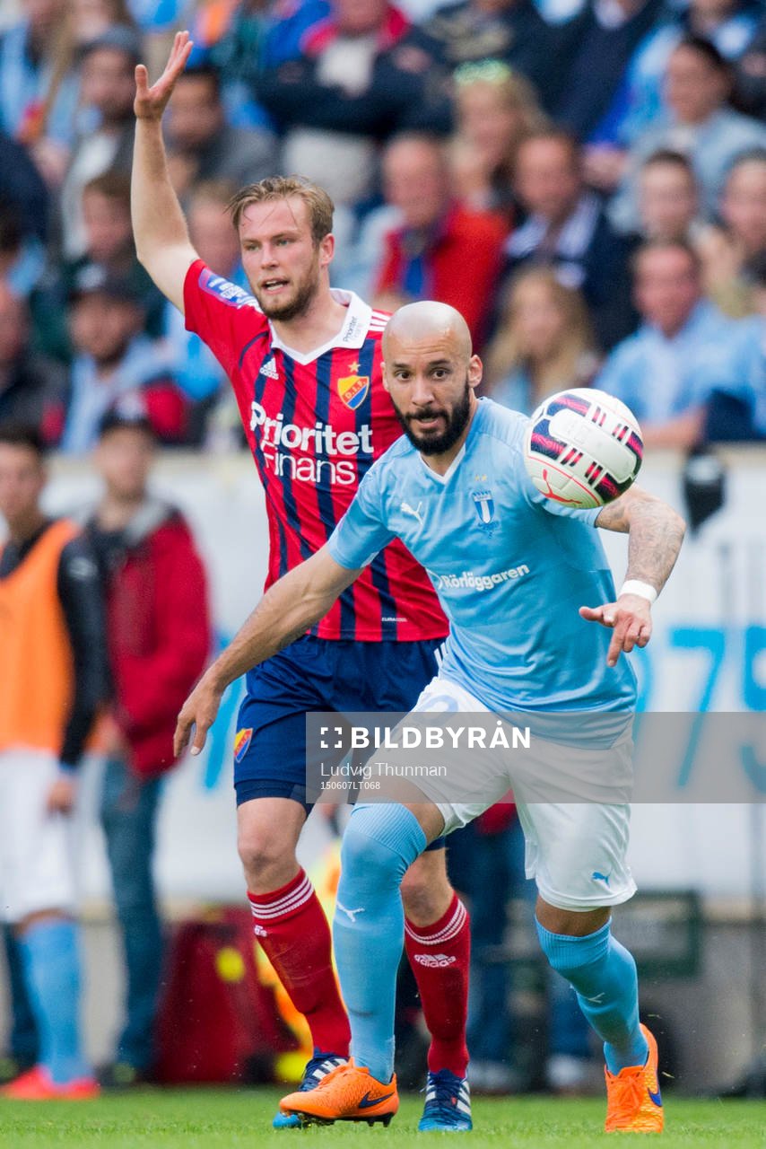 Djurgårdens Alexander Faltsetas och Malmö FFs Guillermo