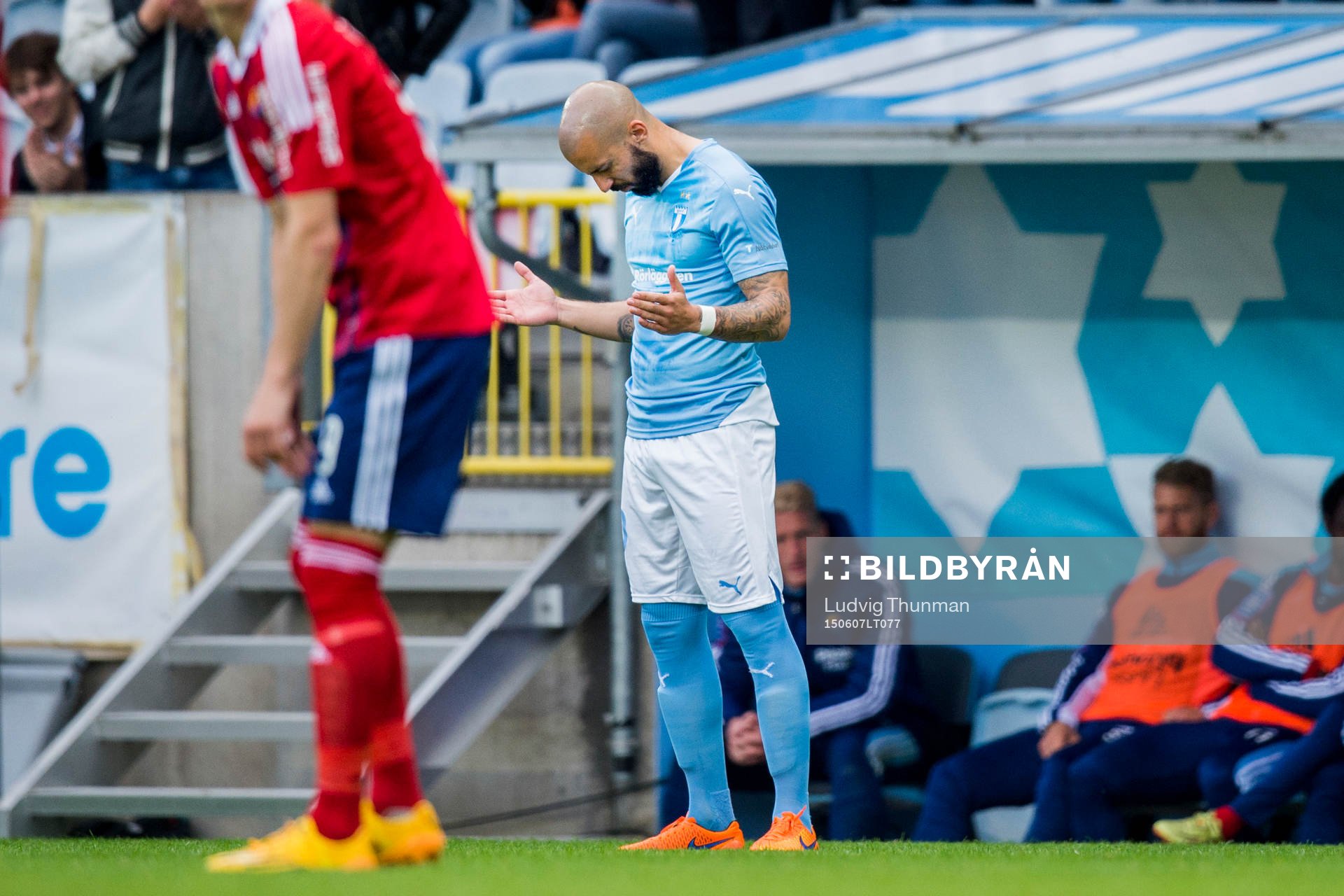 Malmö FFs Guillermo Molins förbereder sig för att komma