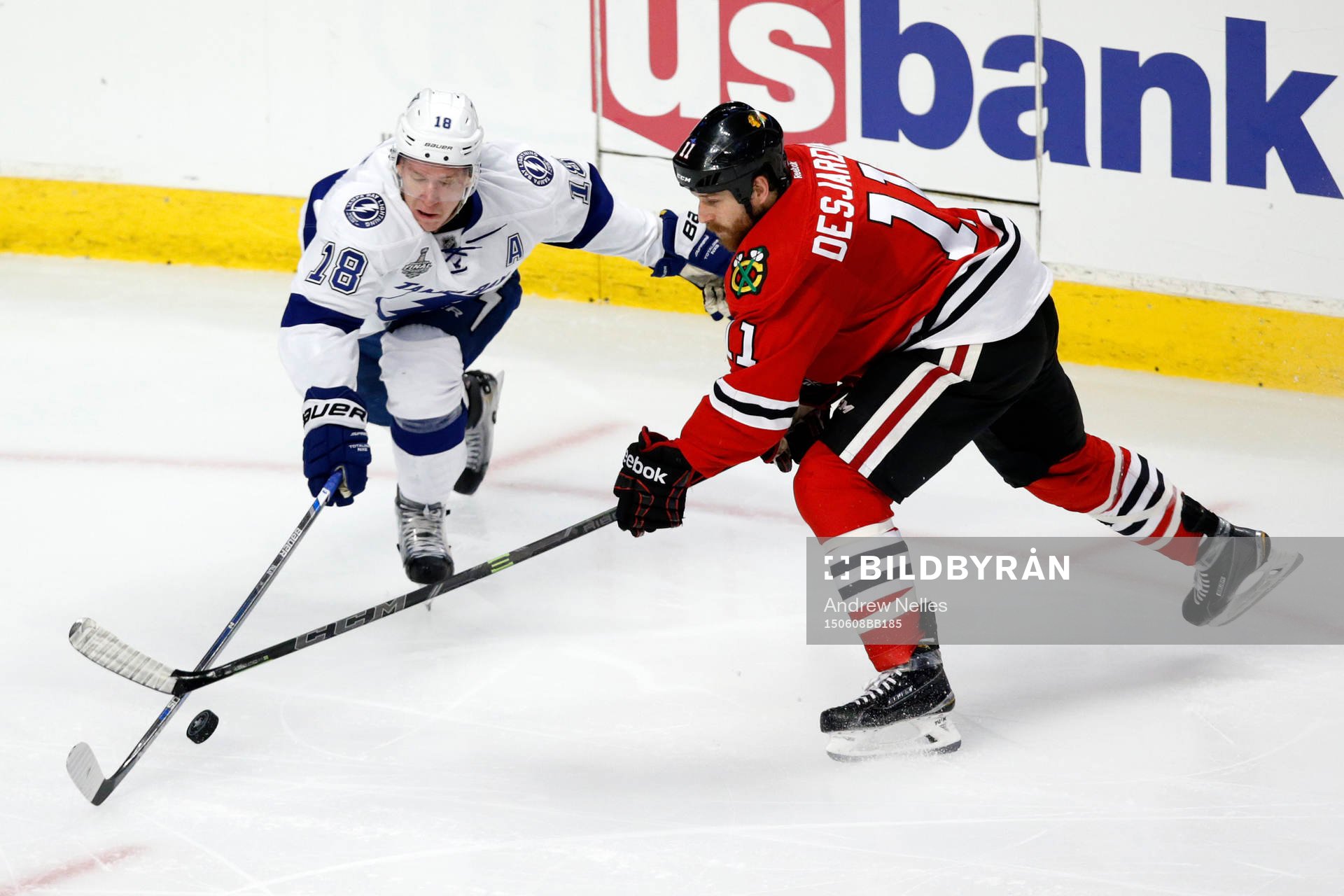 Tampa Bay Lightning left wing Ondrej Palat (18) and Chicago