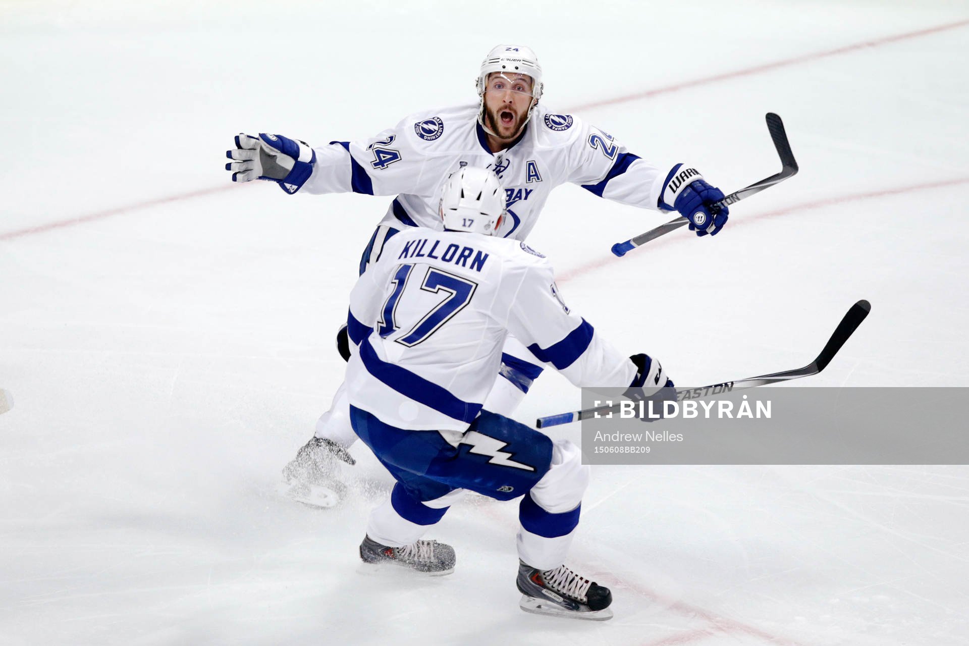 Tampa Bay Lightning right wing Ryan Callahan (24)