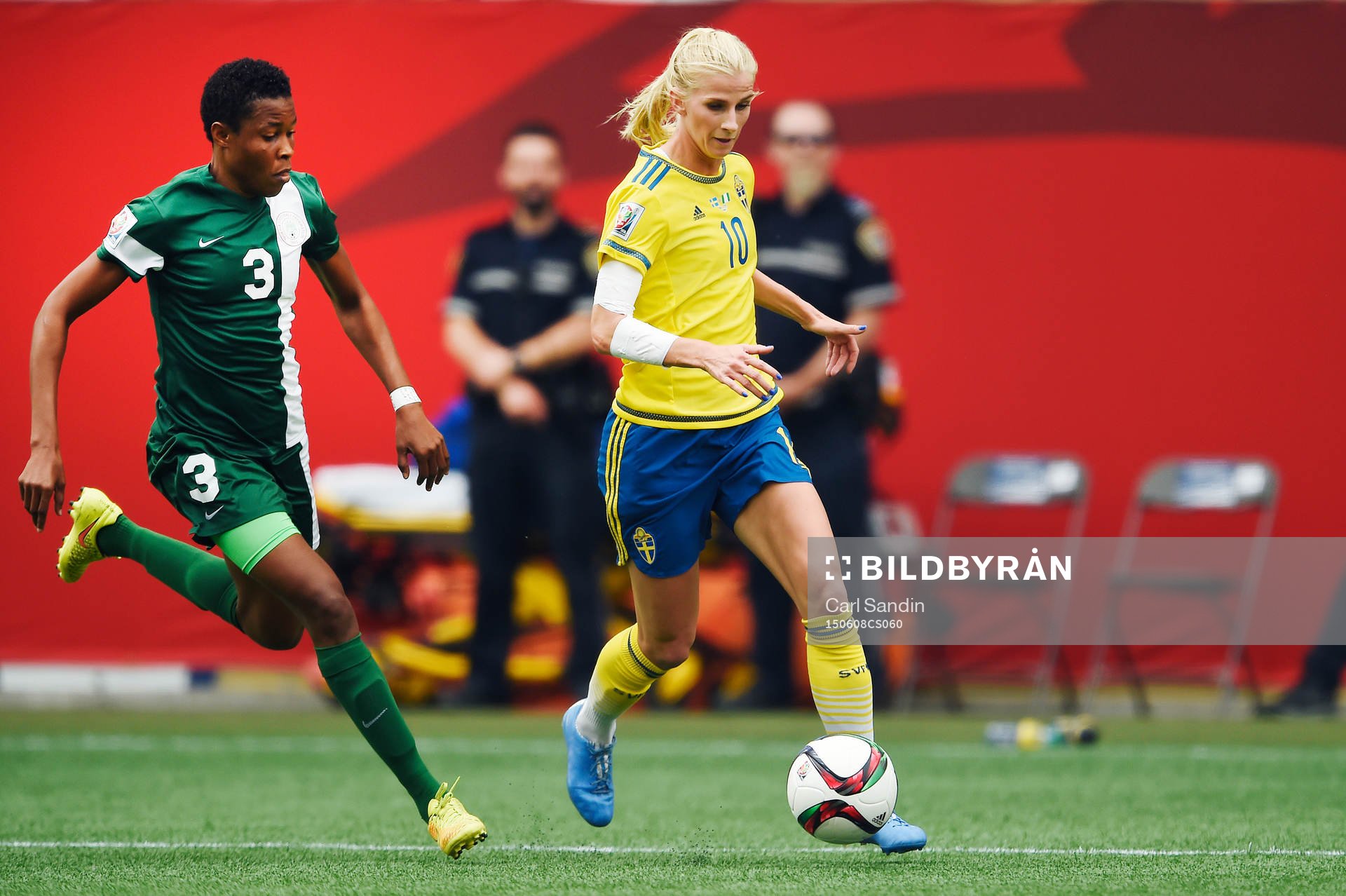 Nigerias Osinachi Ohale och Sveriges Sofia Jakobsson