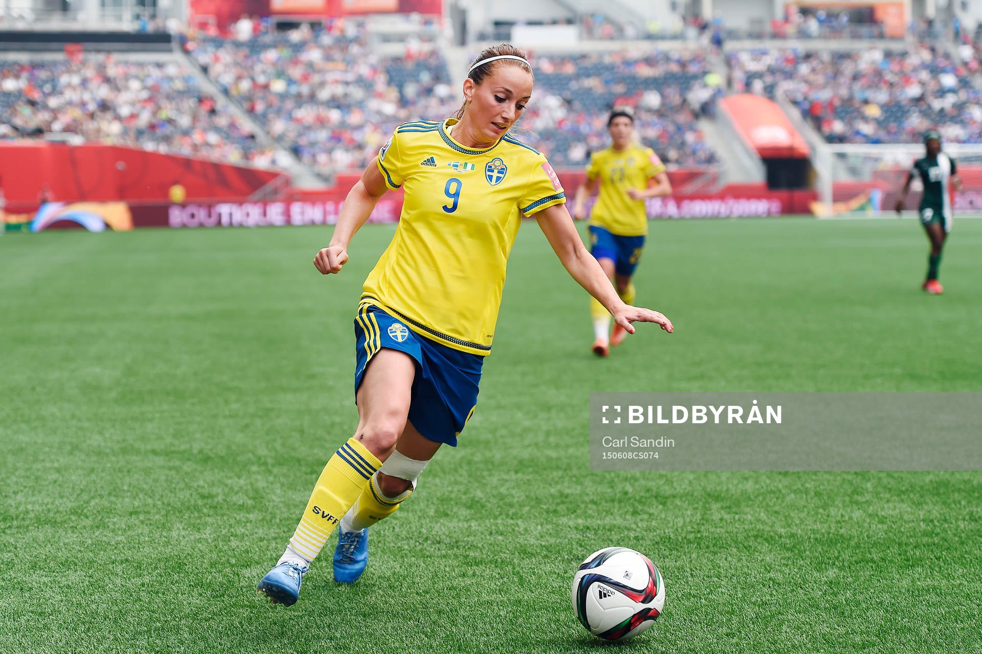 Sveriges Kosovare Asllani
