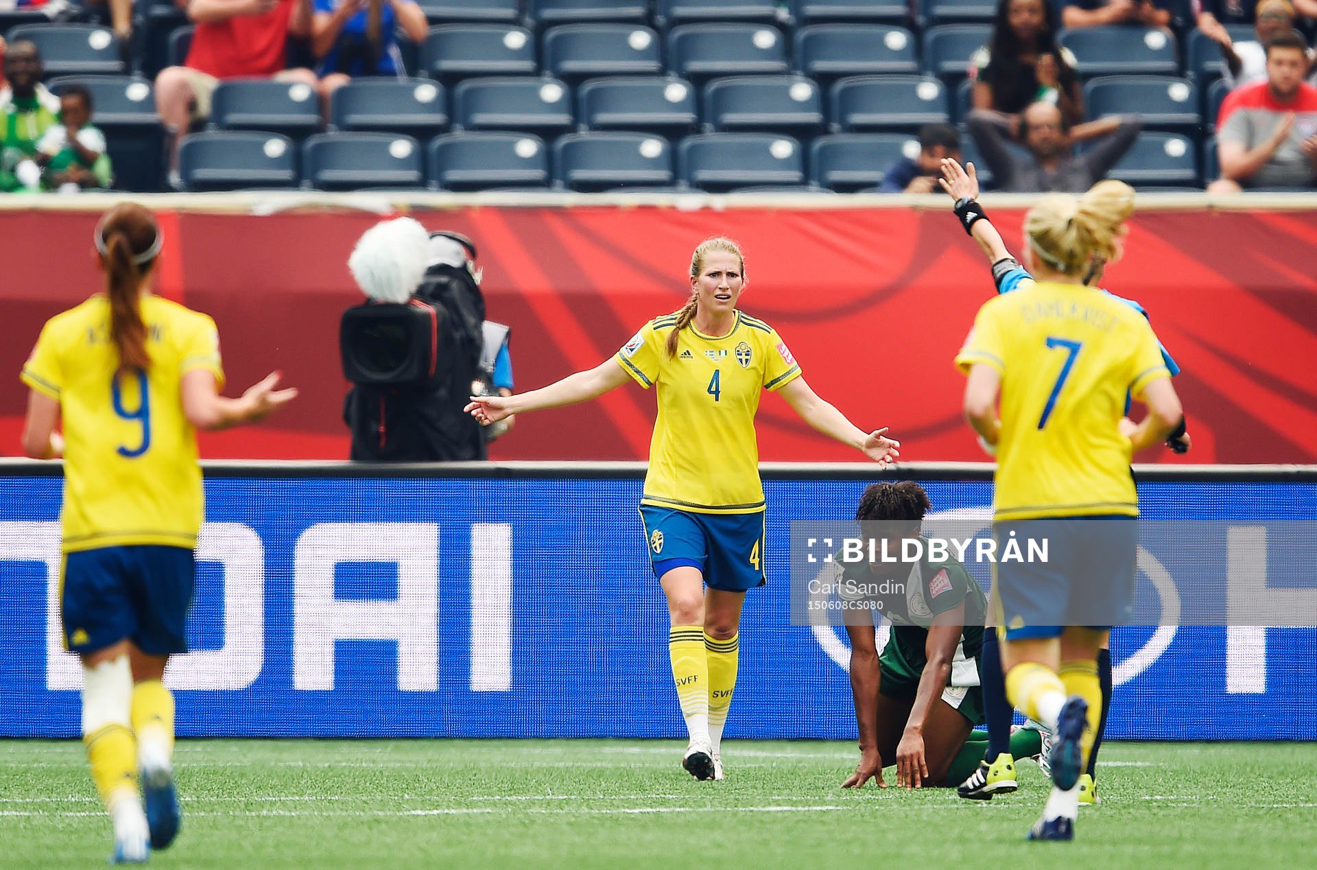 Sveriges Emma Berglund reagerar