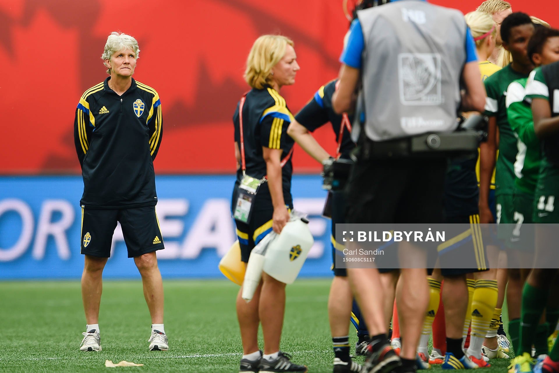 Sveriges förbundskapten Pia Sundhage deppar