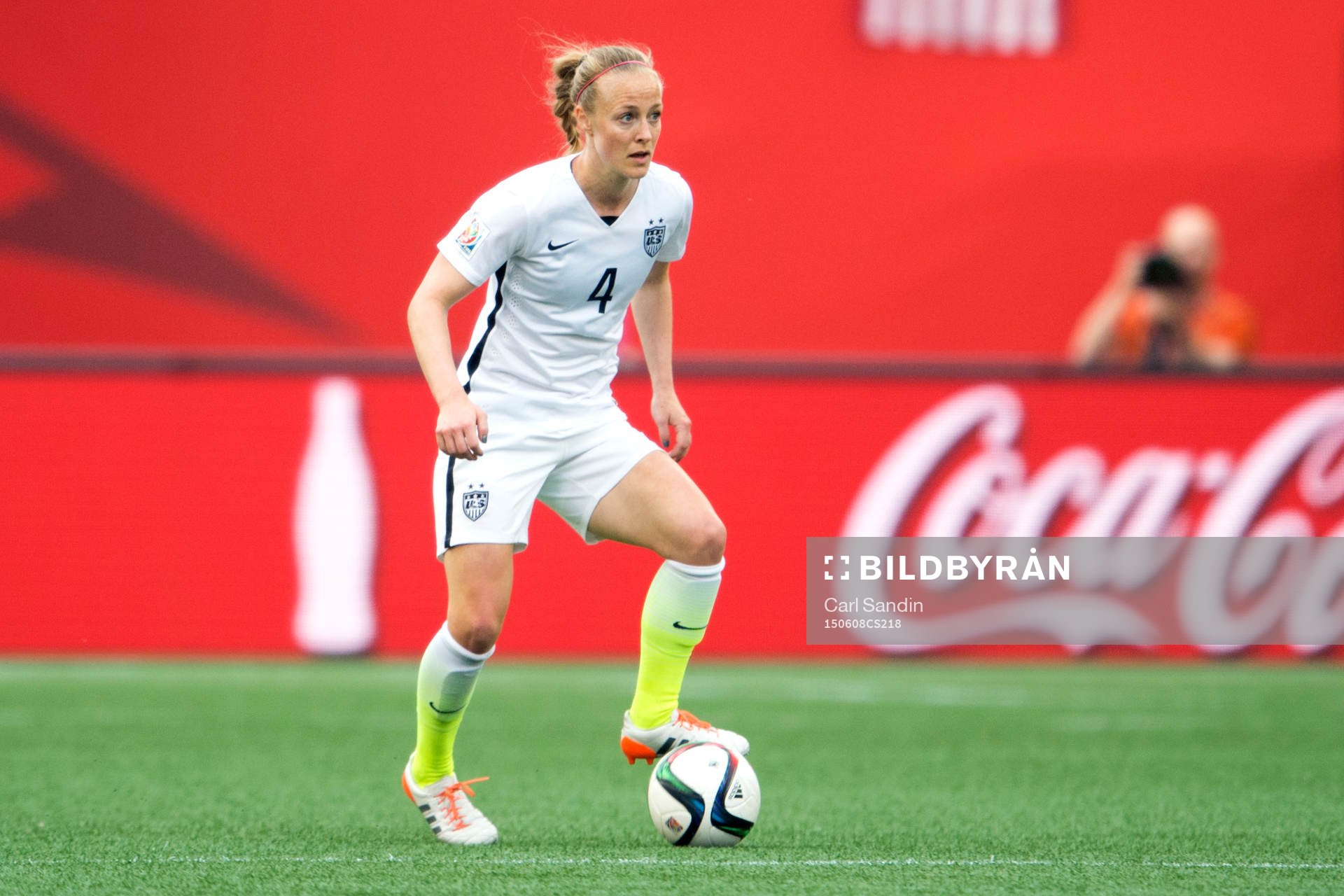 s Becky Sauerbrunn