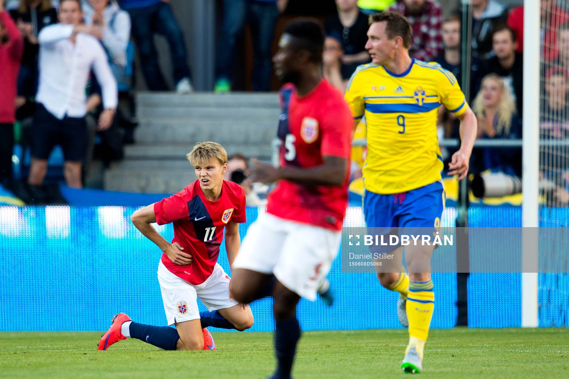 Norges Martin Ödegaard har ont