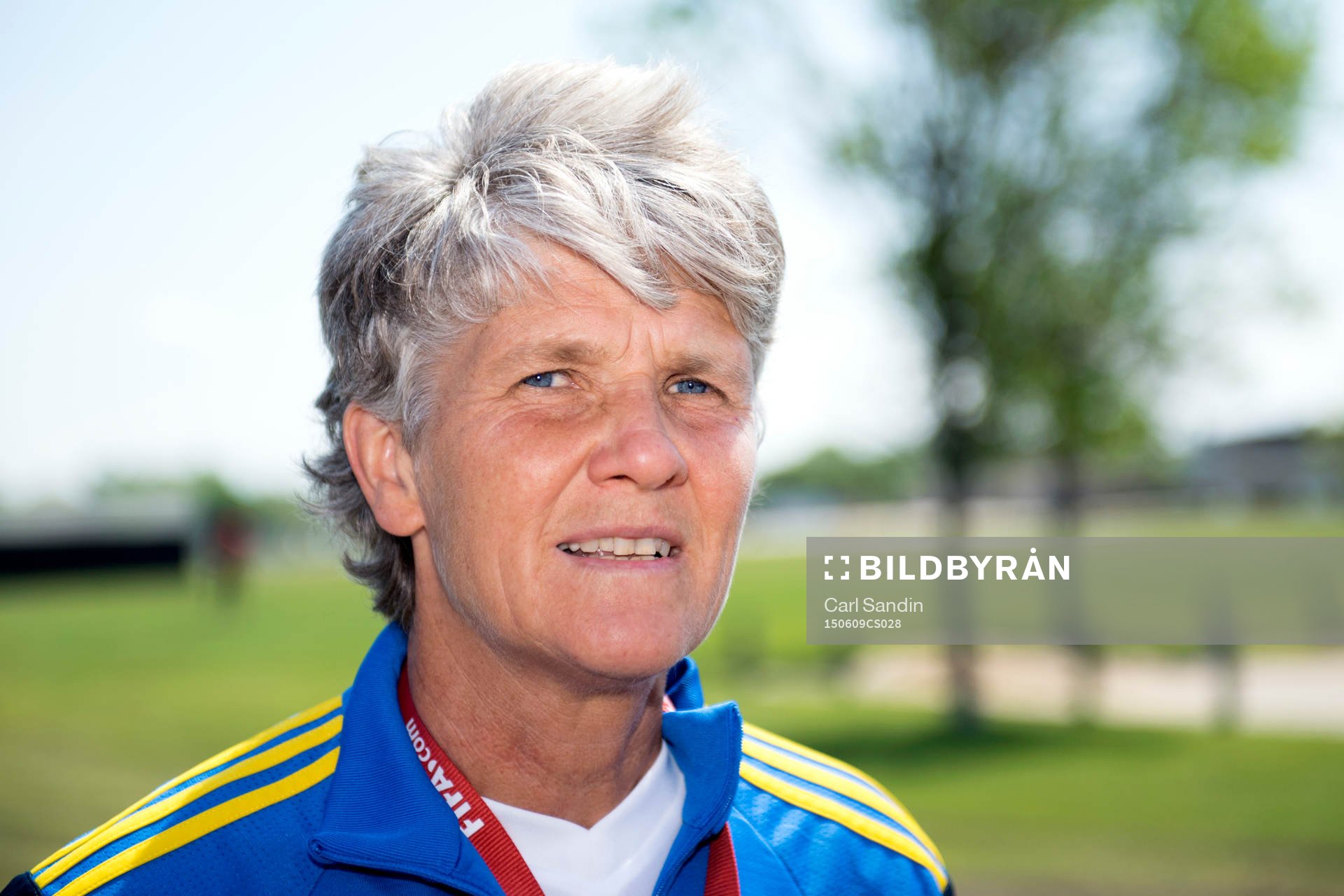 Sveriges förbundskapten Pia Sundhage blir intervjuad