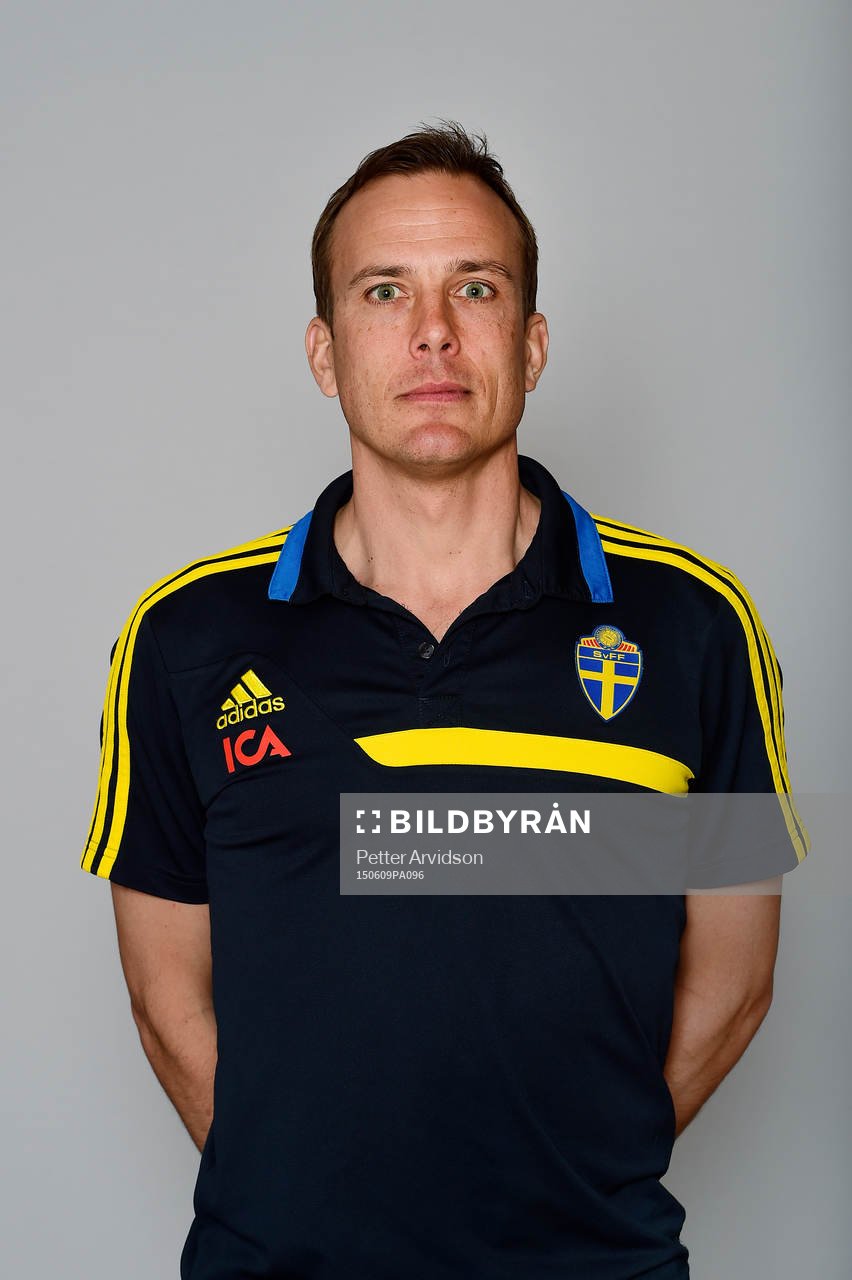 Sveriges Fredrik Bergström, Läkare, poserar för ett porträtt under en fotografering den 9 juni 2015 i Trelleborg.