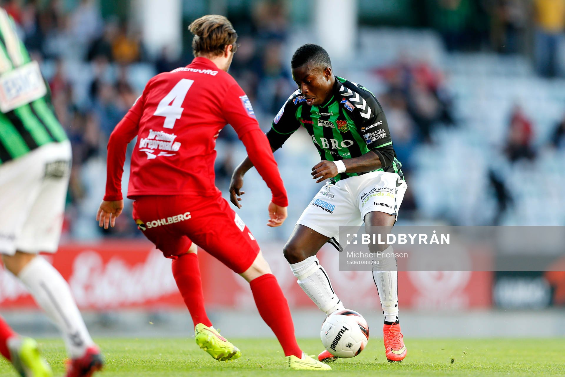 GAIS Kieron Cadogan och Utsiktens Niklas Olsson