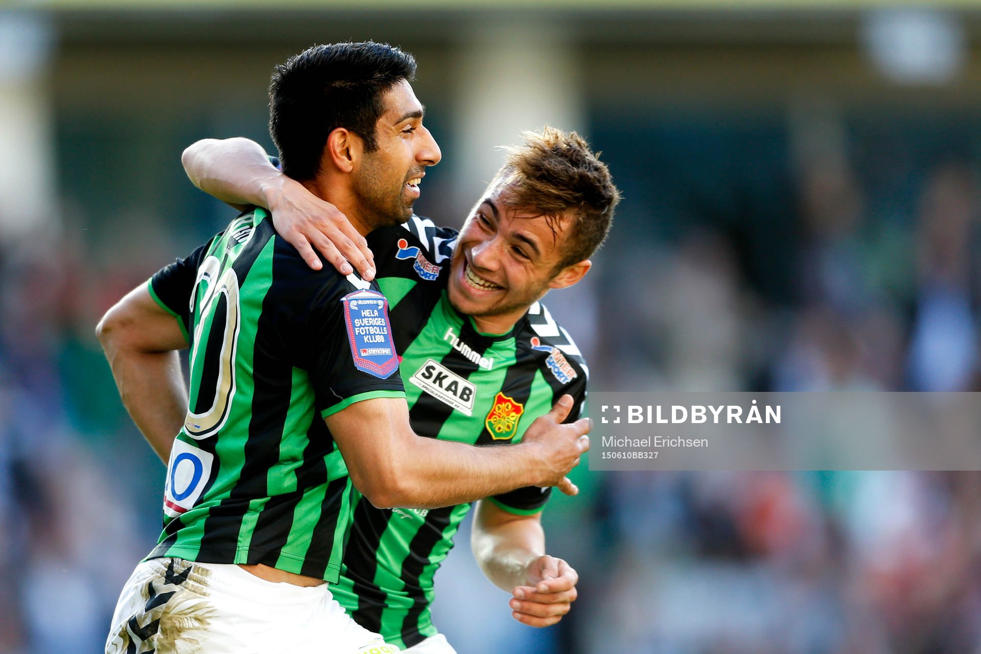 GAIS Sandeep Mankoo och Malkolm Moenza jublar