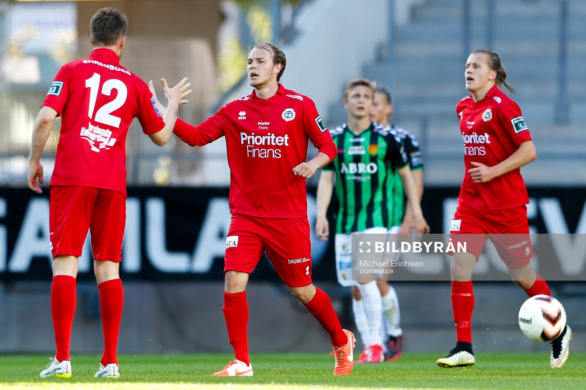 Utsiktens Joakim Edström reducerar till 3-2