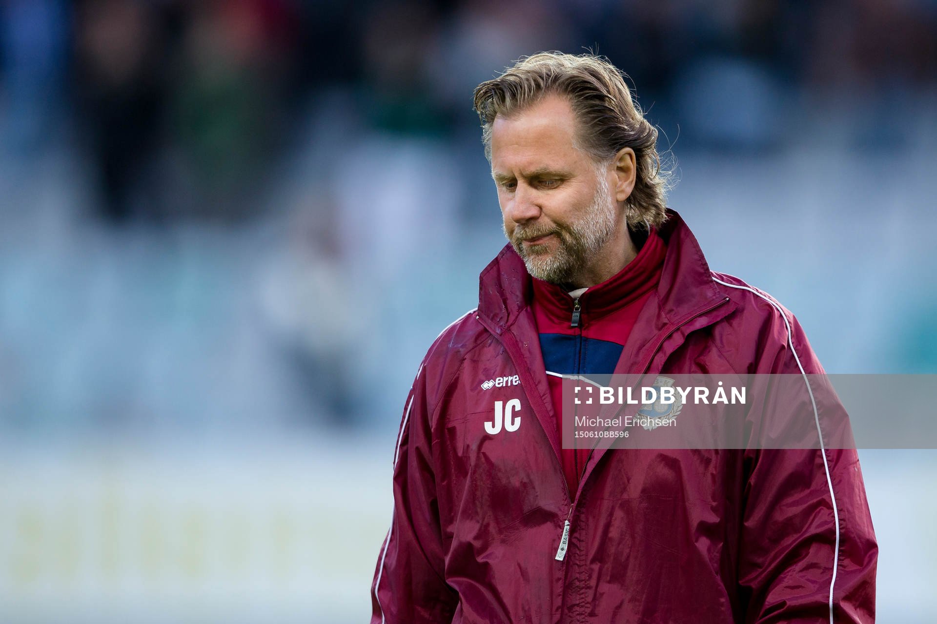 Utsiktens tränare Janne Carlsson deppar