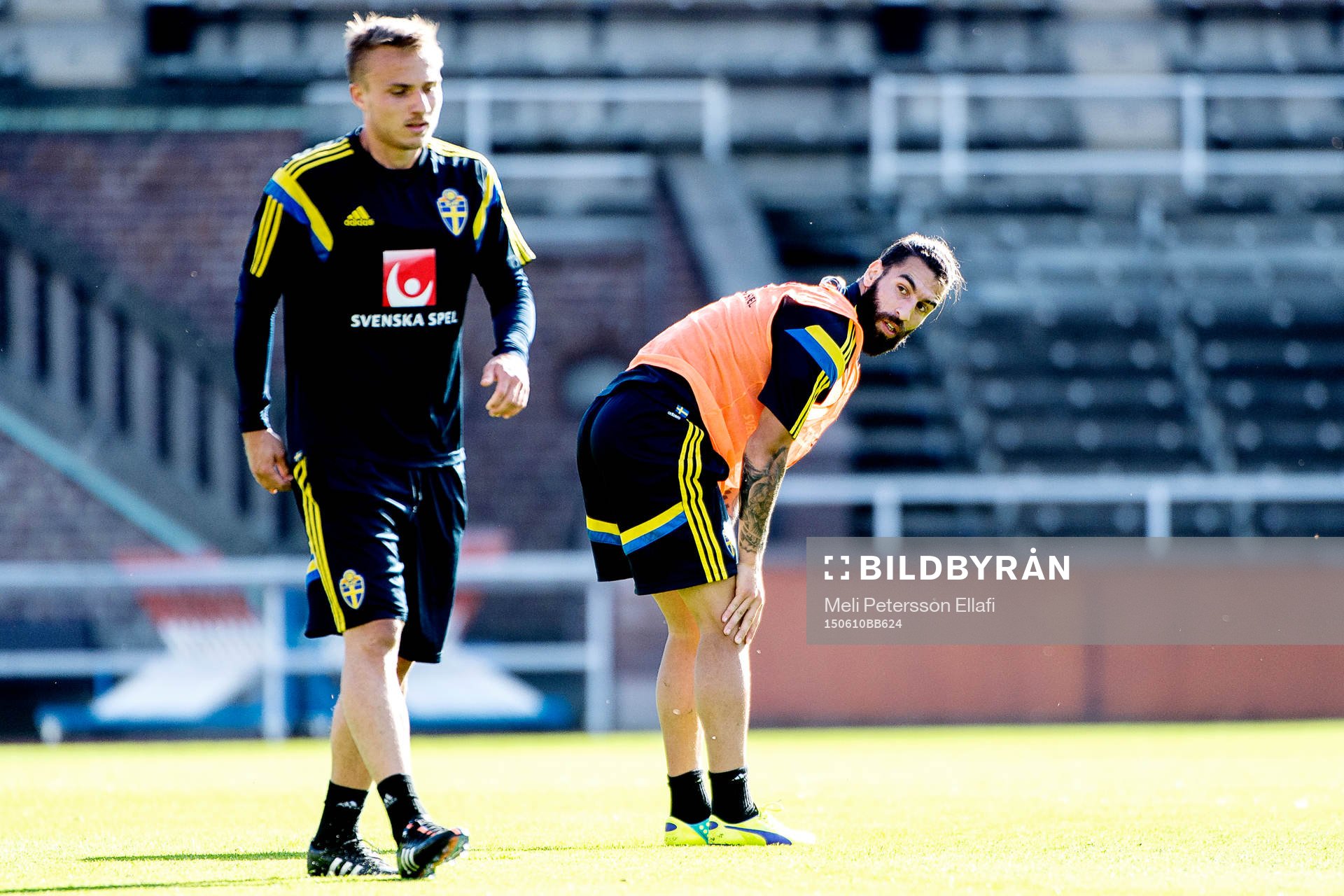 Sveriges Pierre Bengtsson och Jimmy Durmaz