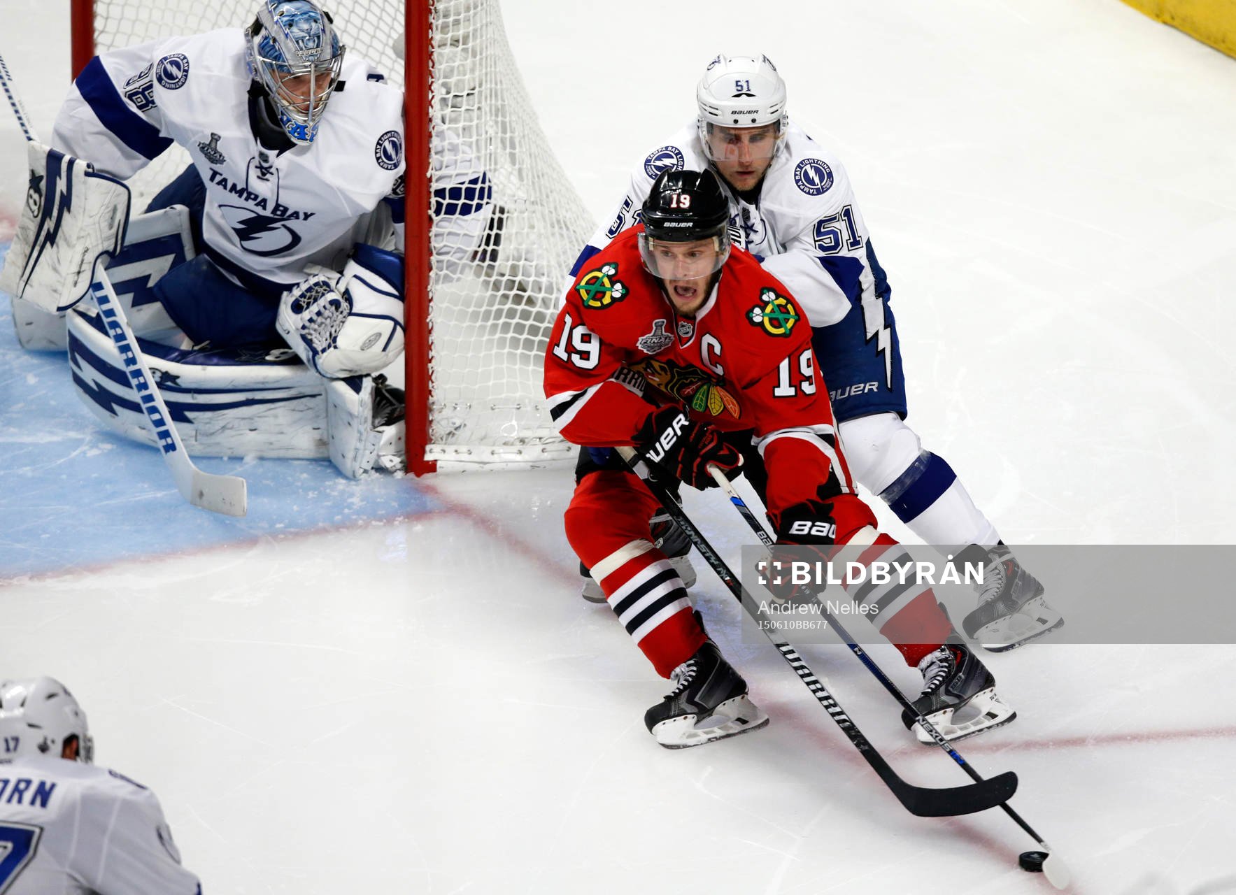Chicago Blackhawks center Jonathan Toews (19) skates past