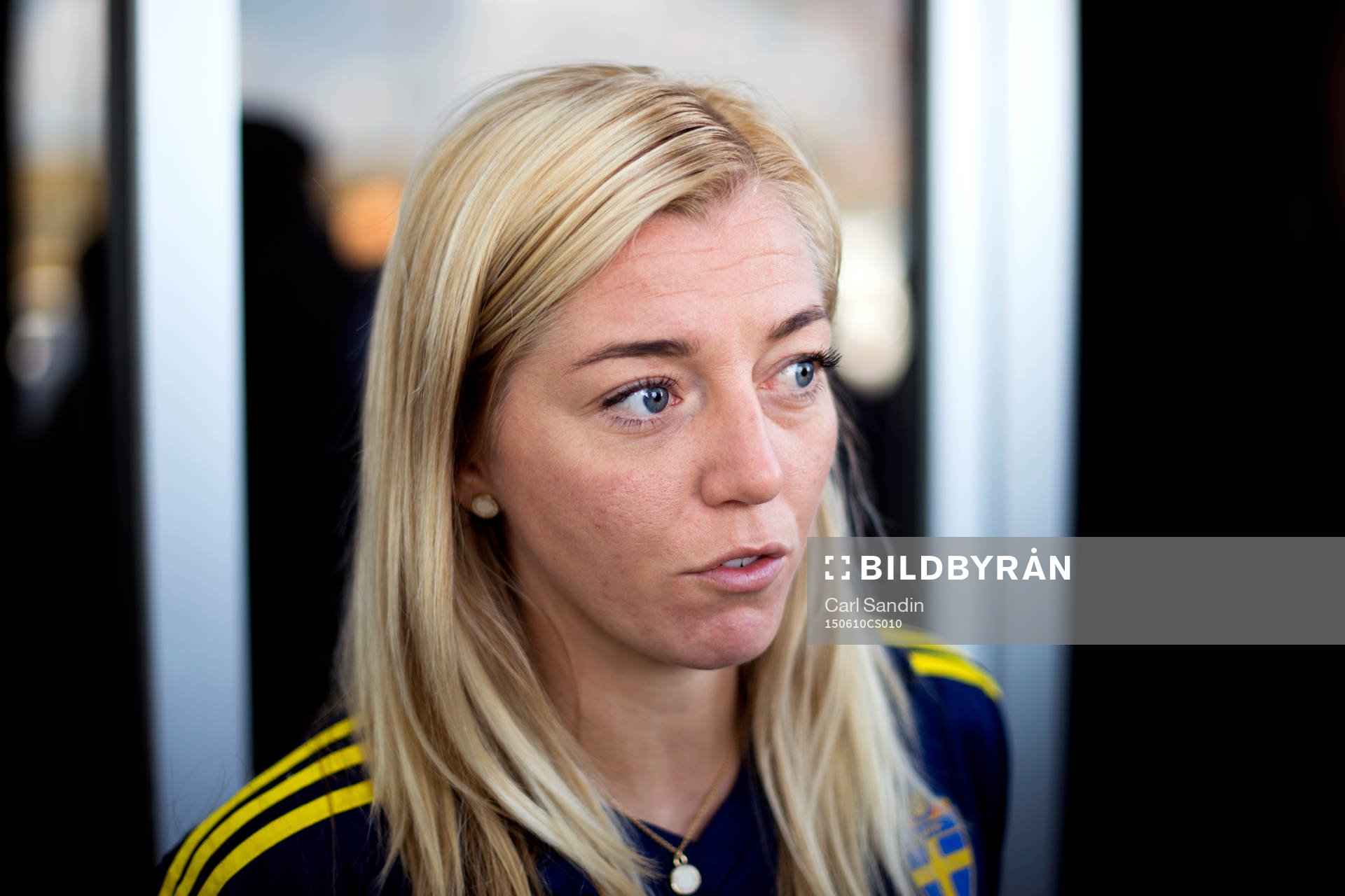 Sveriges Linda Sembrant blir intervjuad