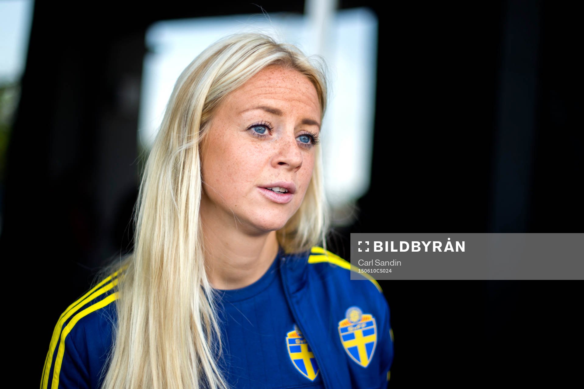 Sveriges Amanda Ilestedt blir intervjuad