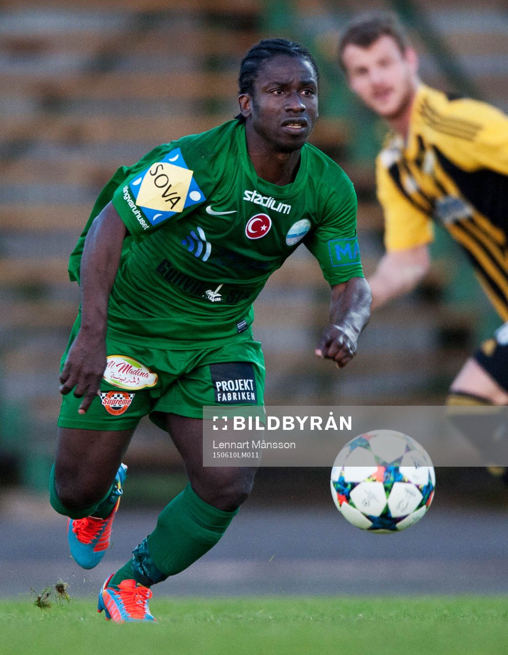 Prespa Birliks David Abaya i DM-matchen mellan IFK