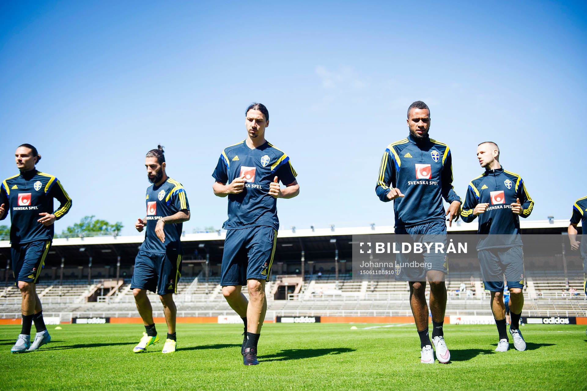 Sveriges Erik Johansson, Jimmy Durmaz, Zlatan Ibrahimovic,