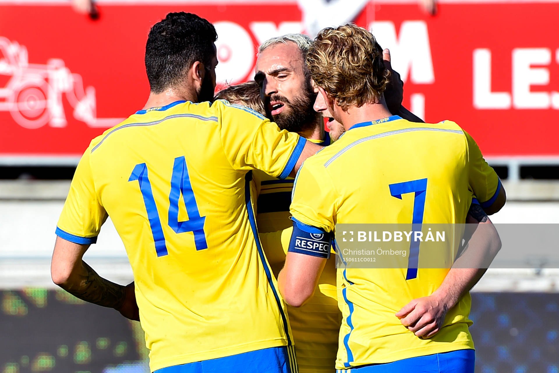 Sveriges John Guidetti jublar efter 0-1 under U21-landskampen i fotboll mellan Danmark och Sverige den 11 juni 2015 i Lyngby.