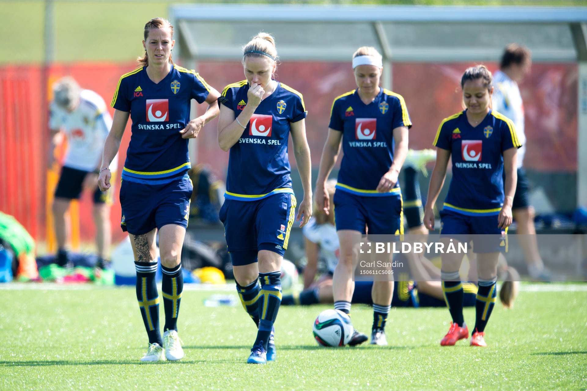 Sveriges Lotta Schelin, Lisa Dahlkvist, Sara Thunebro och