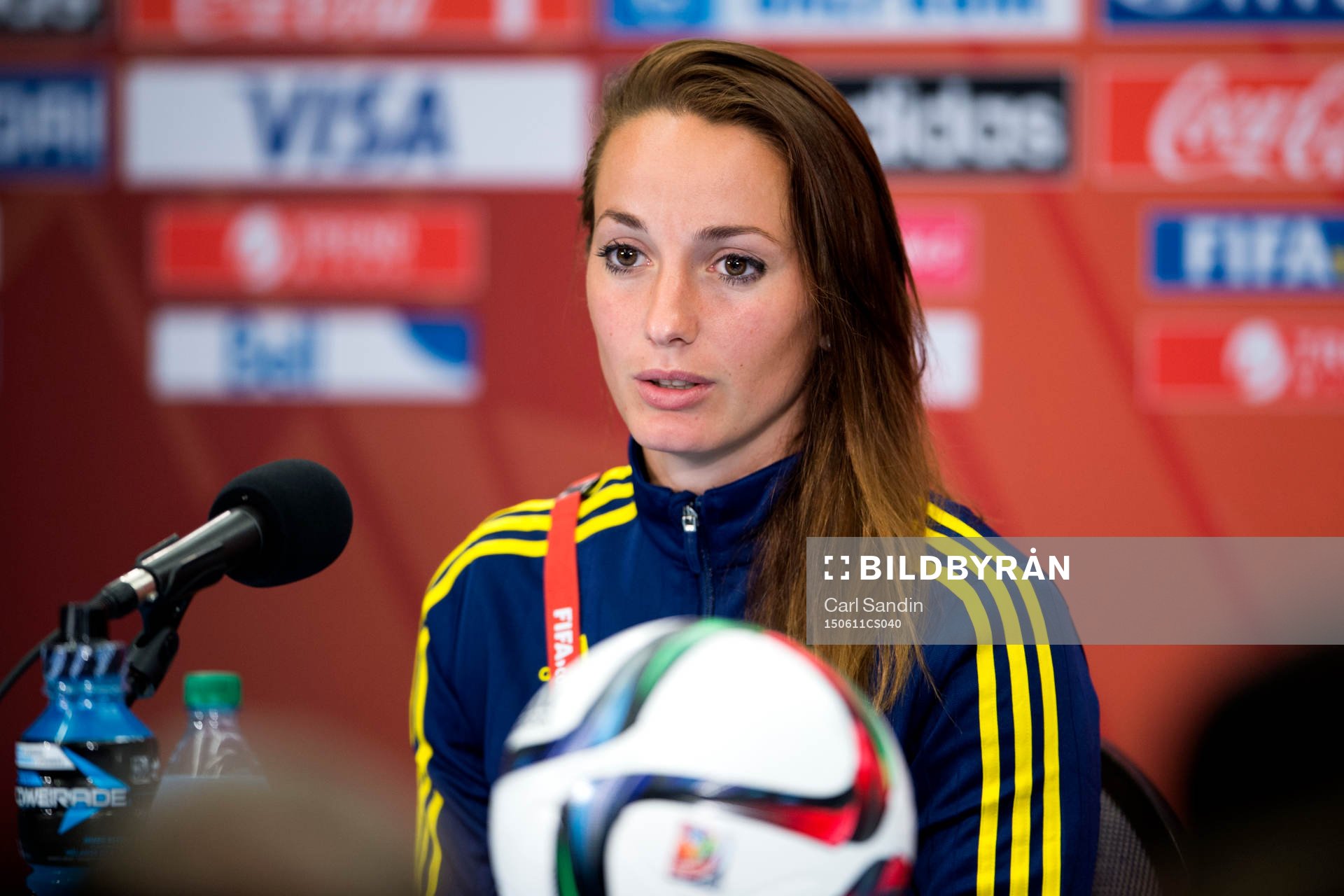 Sveriges Kosovare Asllani