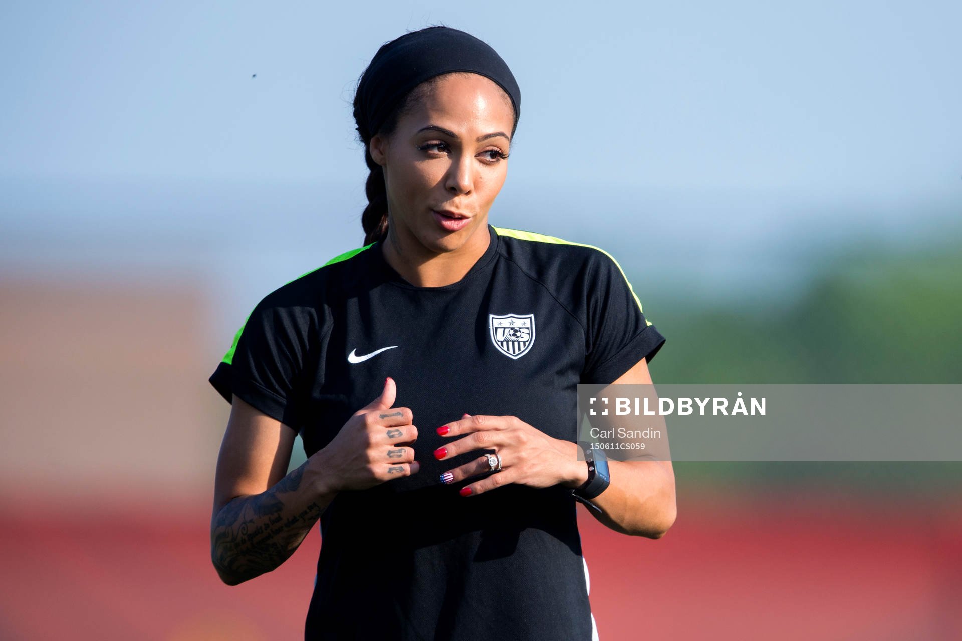 s Sydney Leroux