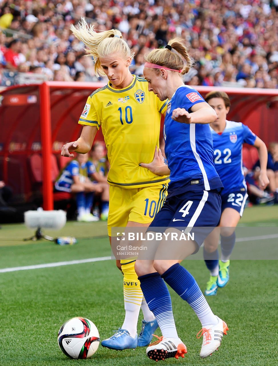 s Becky Sauerbrunn