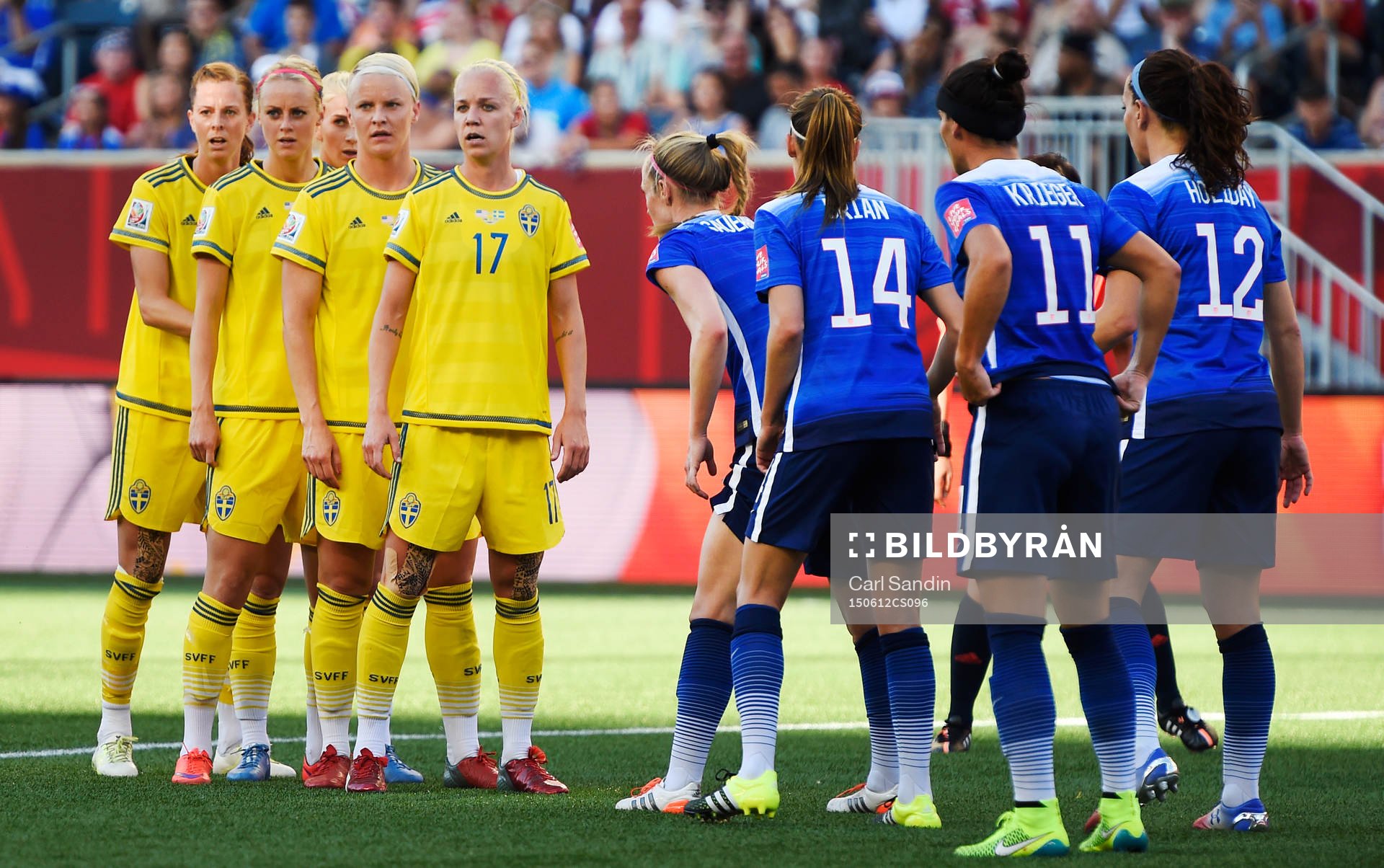 Sveriges Lotta Schelin, Amanda Ilestedt, Nilla Fischer,