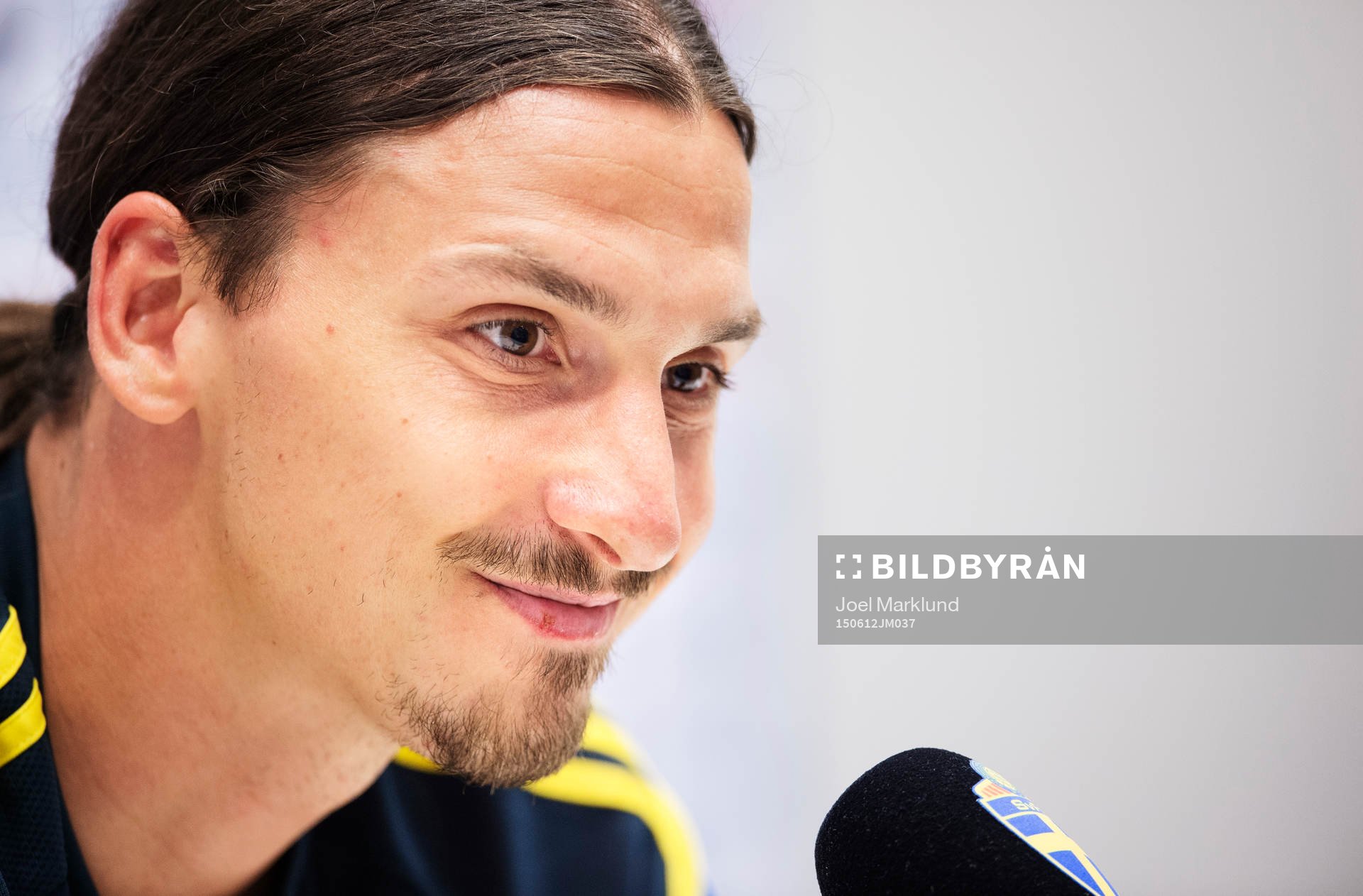 Zlatan Ibrahimovic på en presskonferens