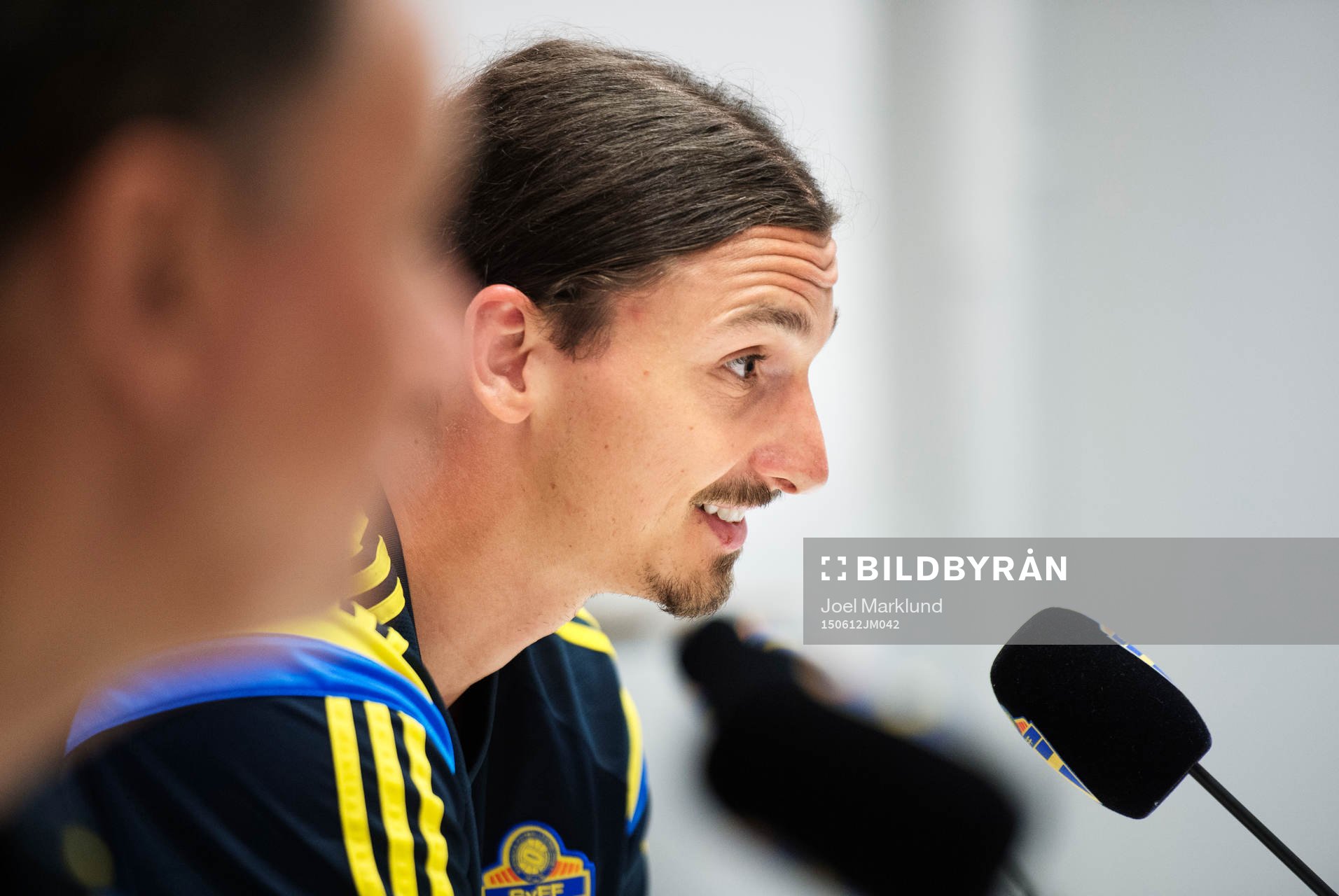 Zlatan Ibrahimovic på en presskonferens