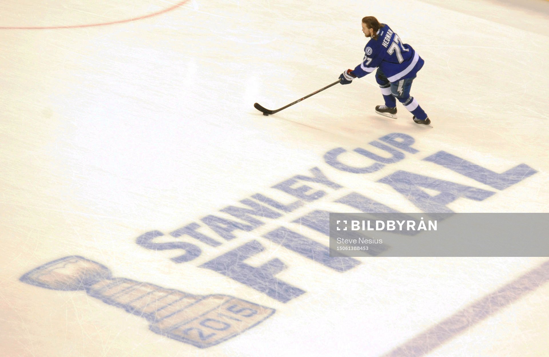 Tampa Bay defenseman Victor Hedman warmup