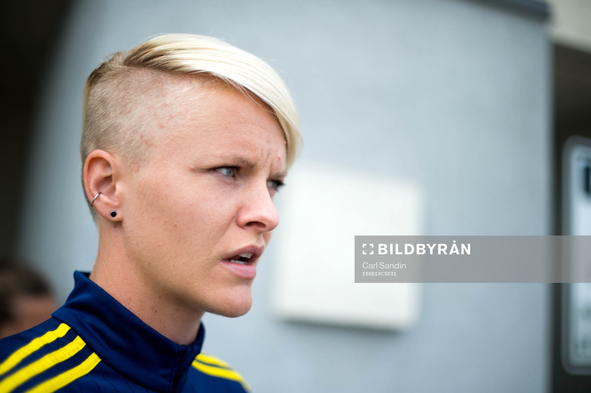 Sveriges Nilla Fischer blir intervjuad