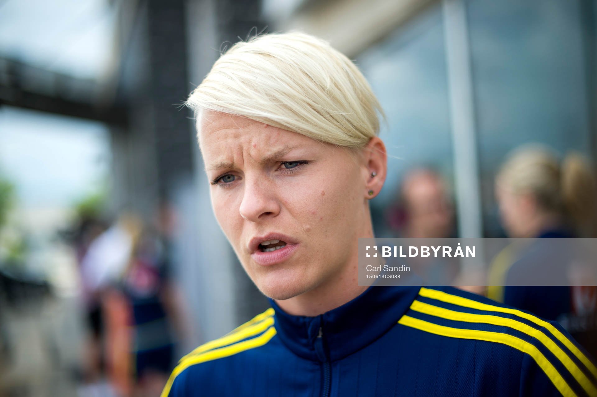 Sveriges Nilla Fischer blir intervjuad