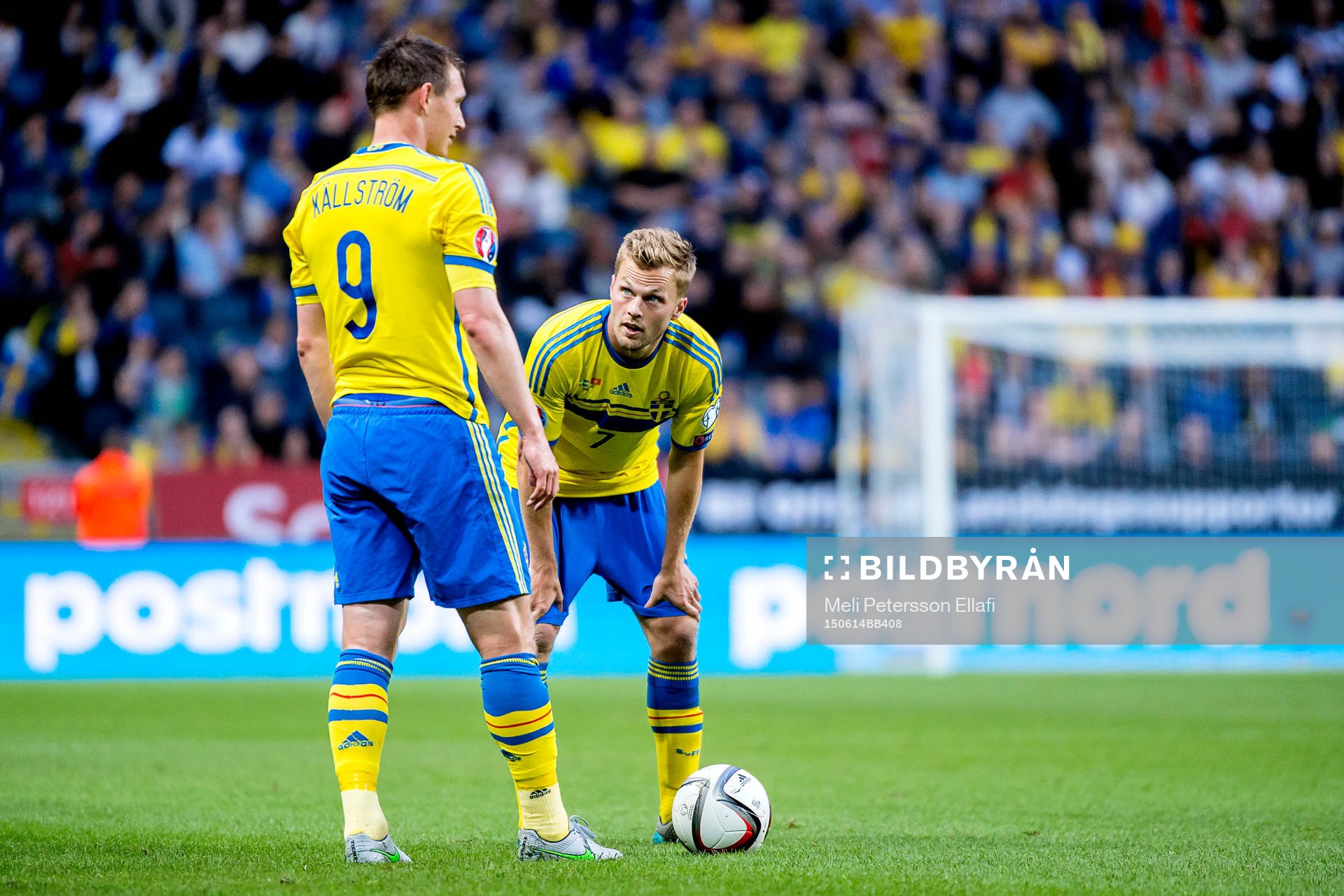 Sveriges Kim Källström och Sebastian Larsson