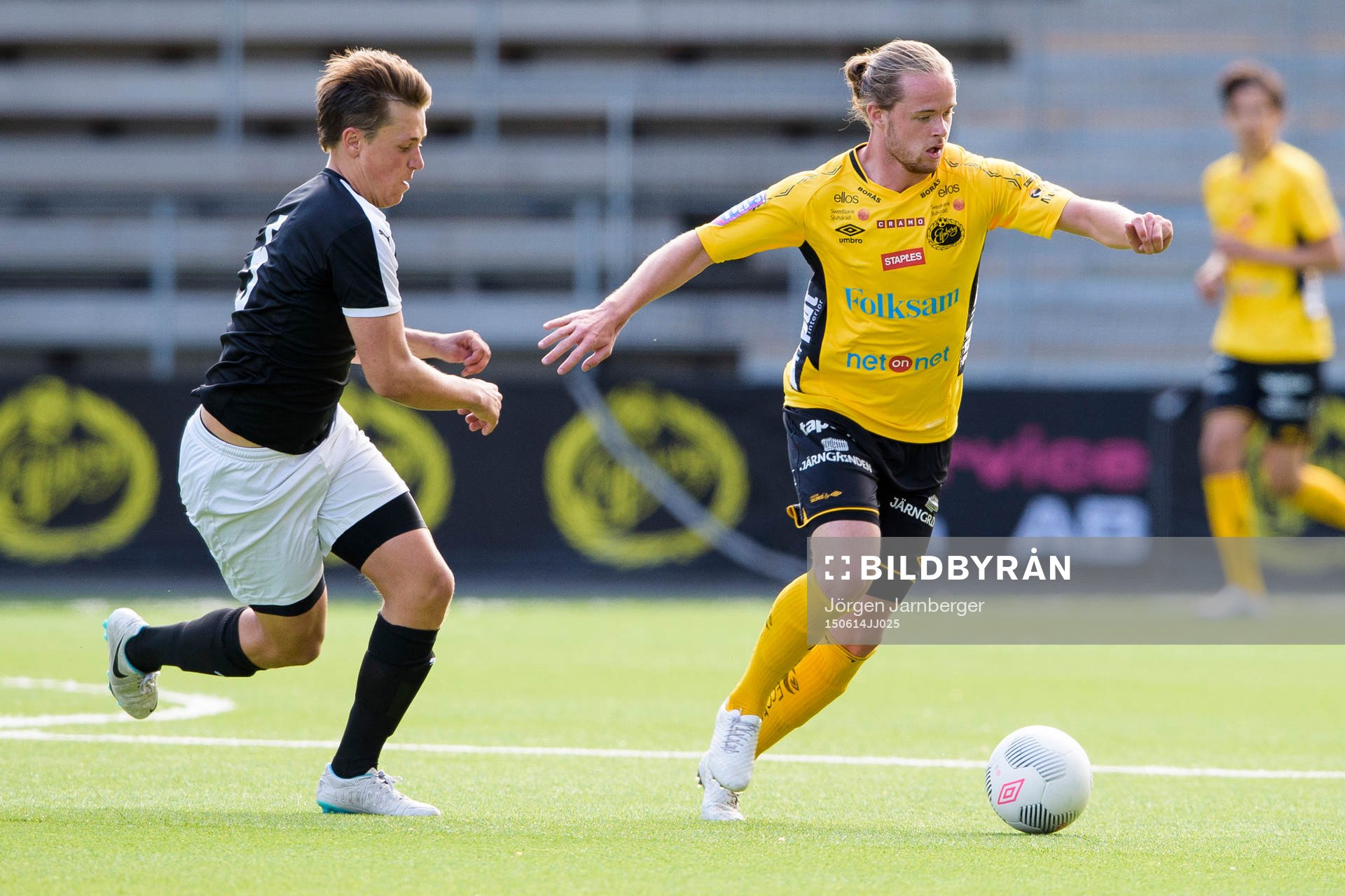 Kamp mellan Elfsborg Linus Andersson och Lunds Simon Nilsson