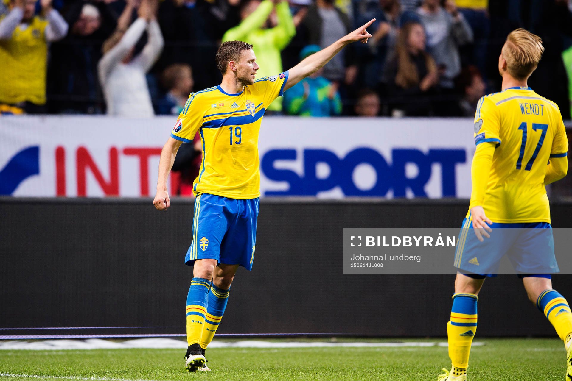 Sveriges Marcus Berg jublar