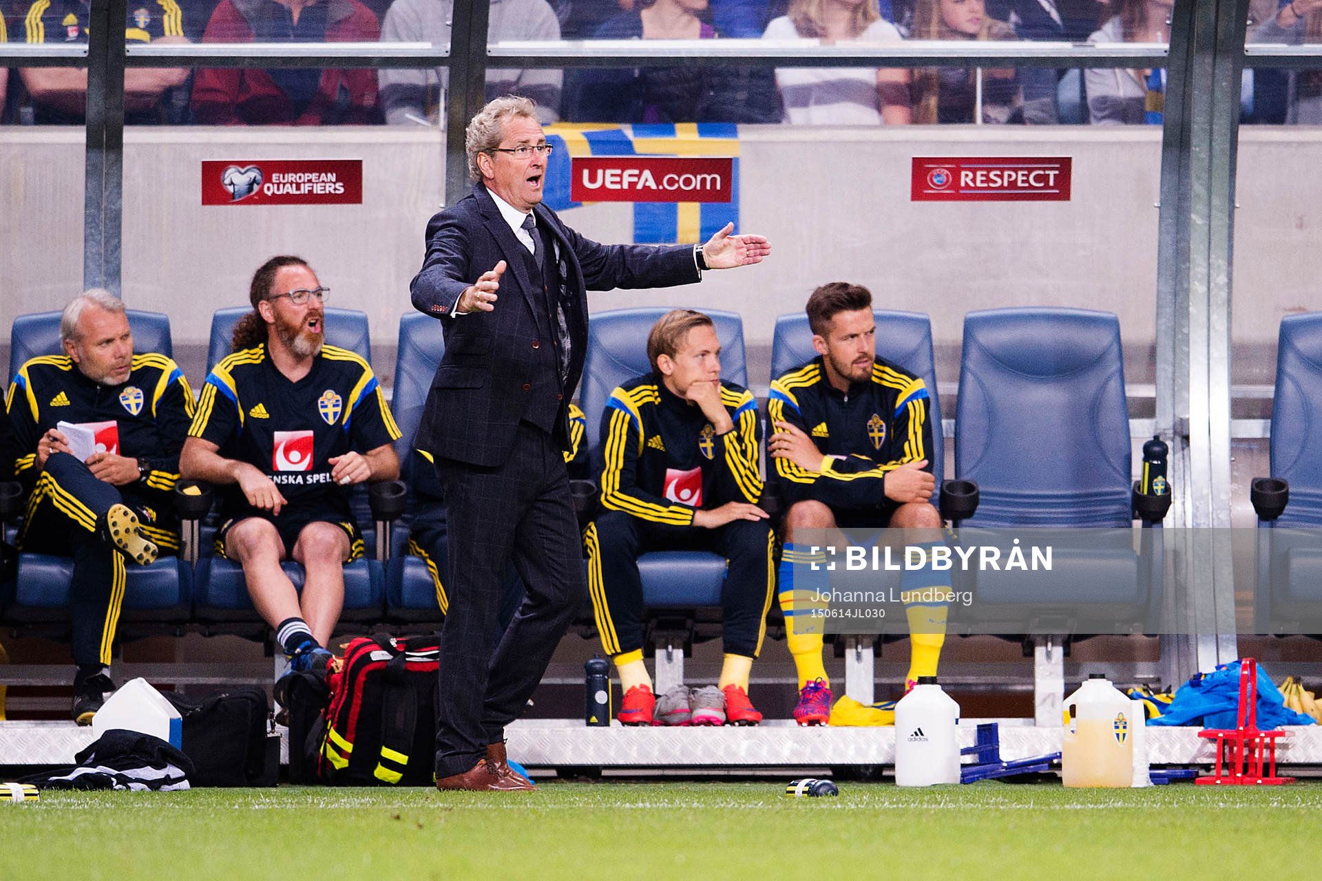 Sveriges förbundskapten Erik Hamrén reagerar