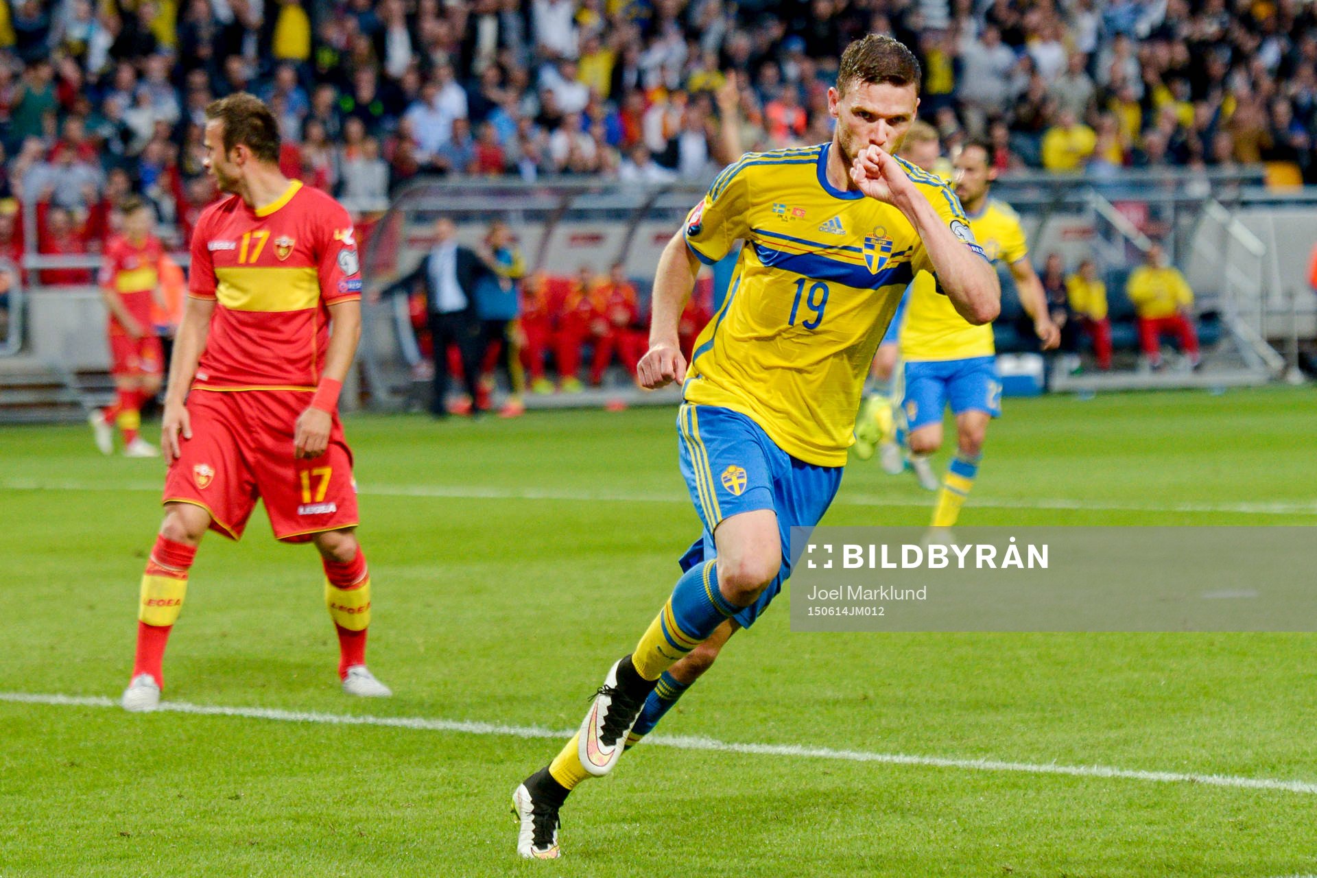 Sveriges Marcus Berg jublar