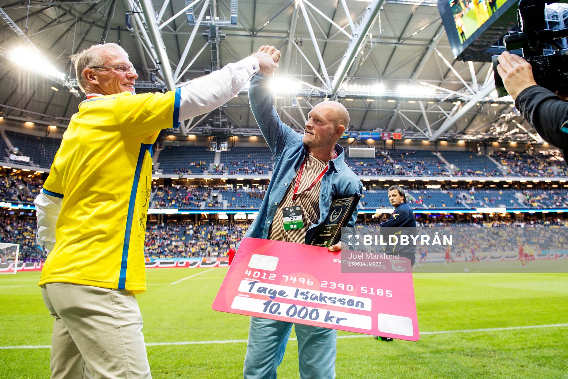 Tage Isaksson (Årets Eldsjäl) tar emot pris i det svenska