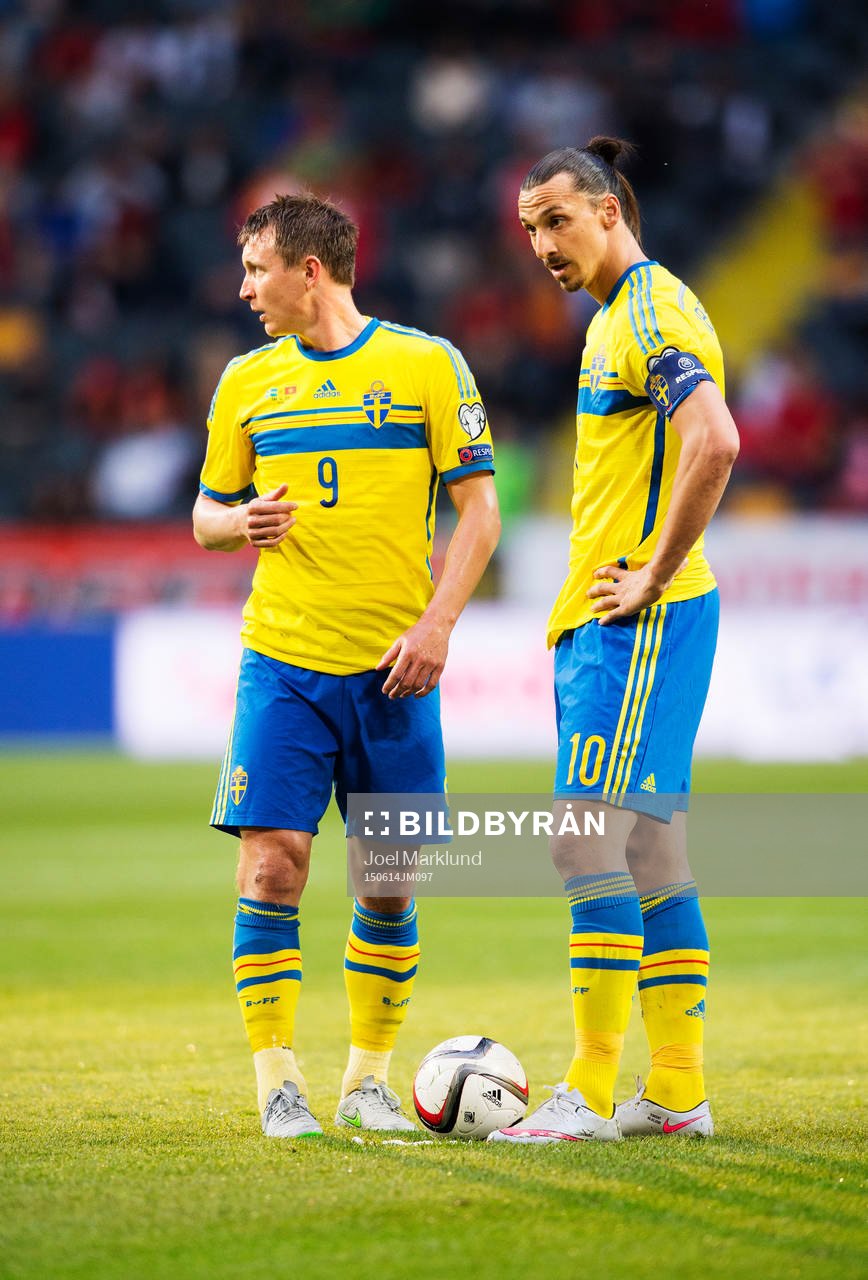 Sveriges Kim Källström och Zlatan Ibrahimovic vid en