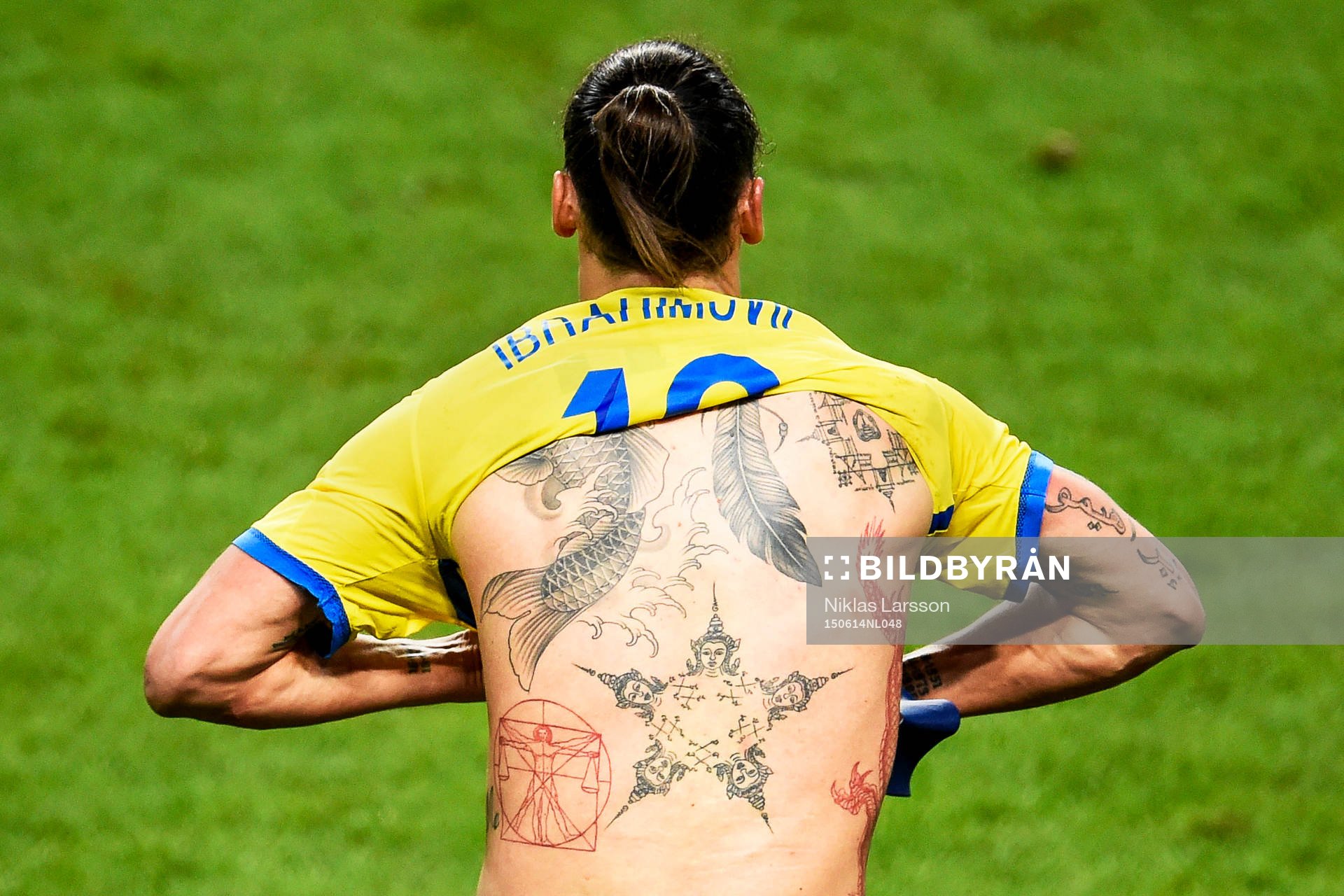 Sveriges Zlatan Ibrahimovic får ny matchtröja