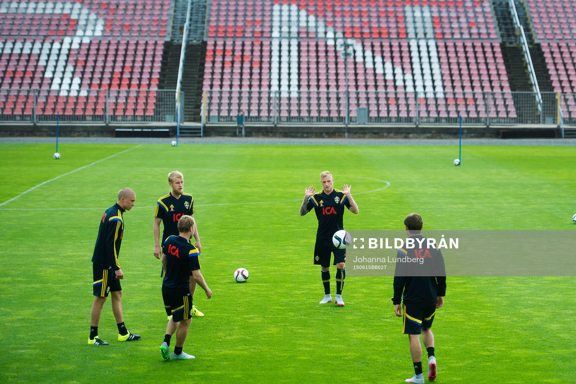 Sveriges Sebastian Holmén, Filip Helander och John