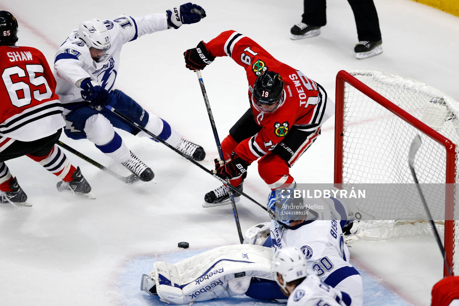 Tampa Bay Lightning goalie Ben Bishop (30) defends against