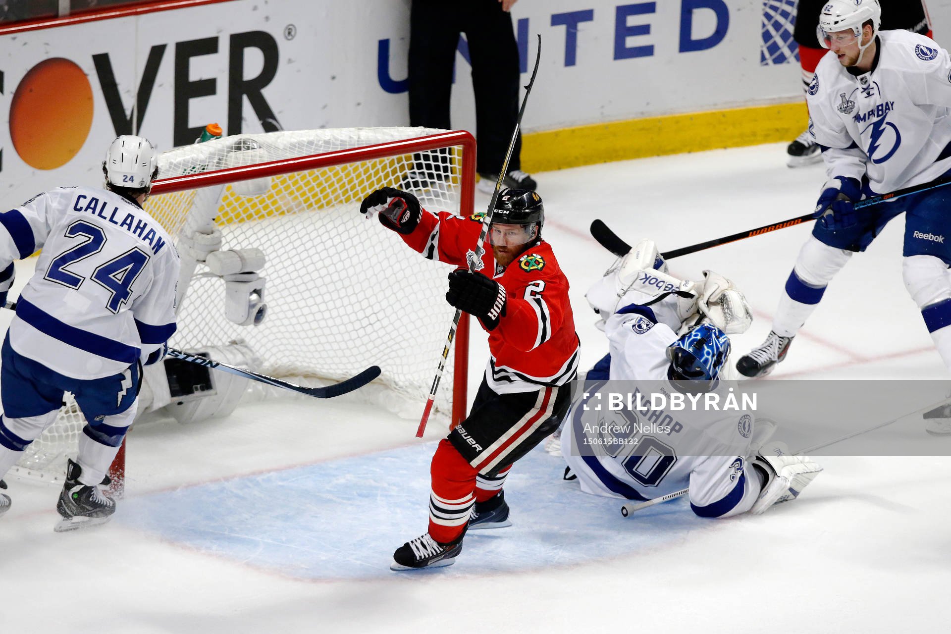 Chicago Blackhawks defenseman Duncan Keith (2) celebrates