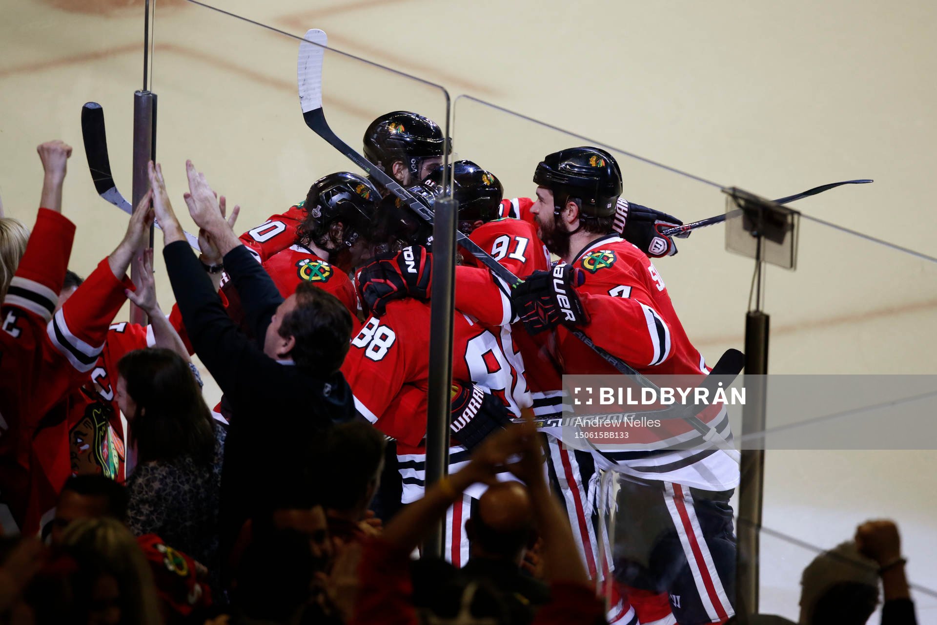 Chicago Blackhawks player celebrate Duncan Keith's goal