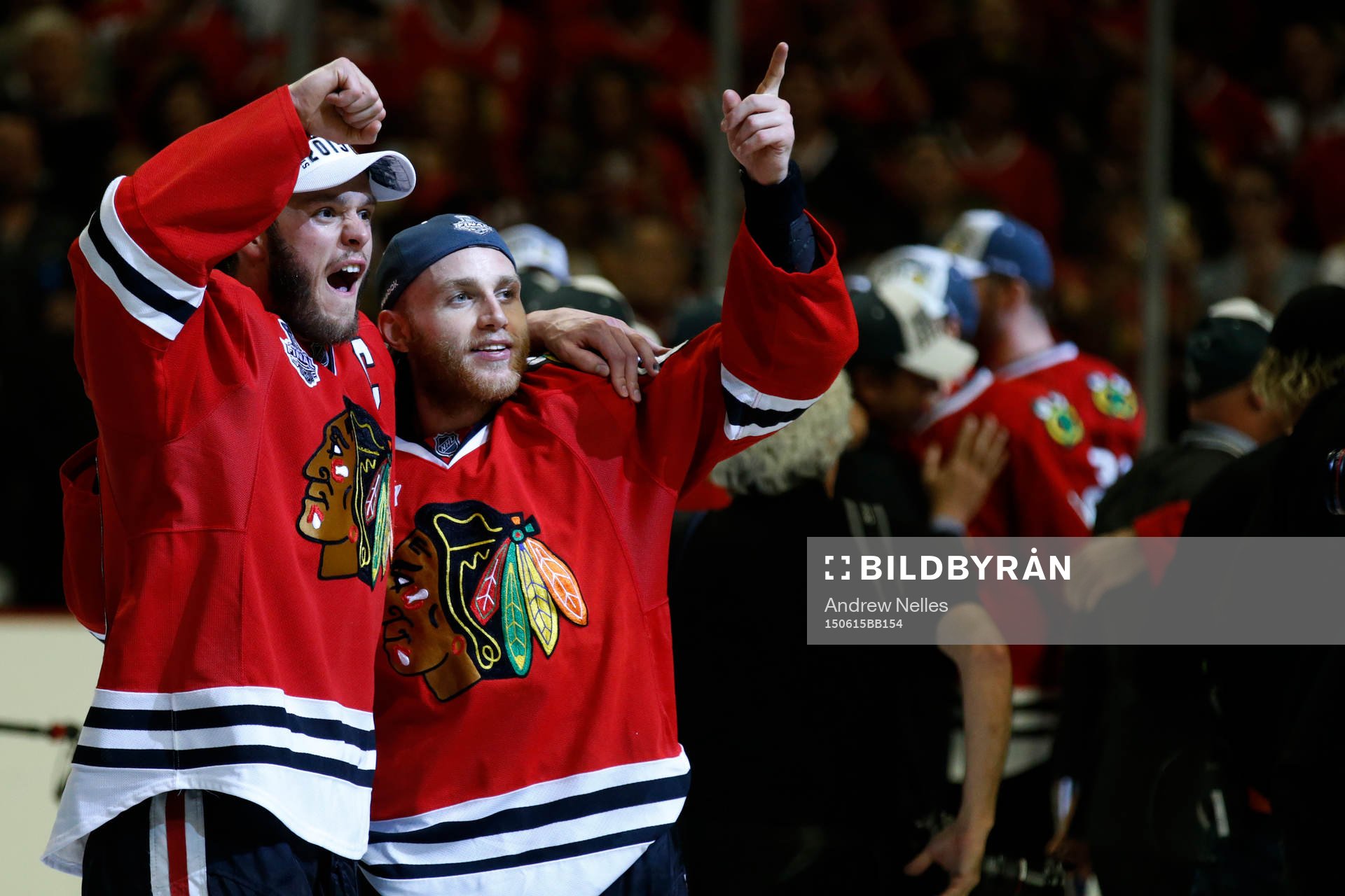 Chicago Blackhawks Jonathan Toews, left, and Patrick Kane,
