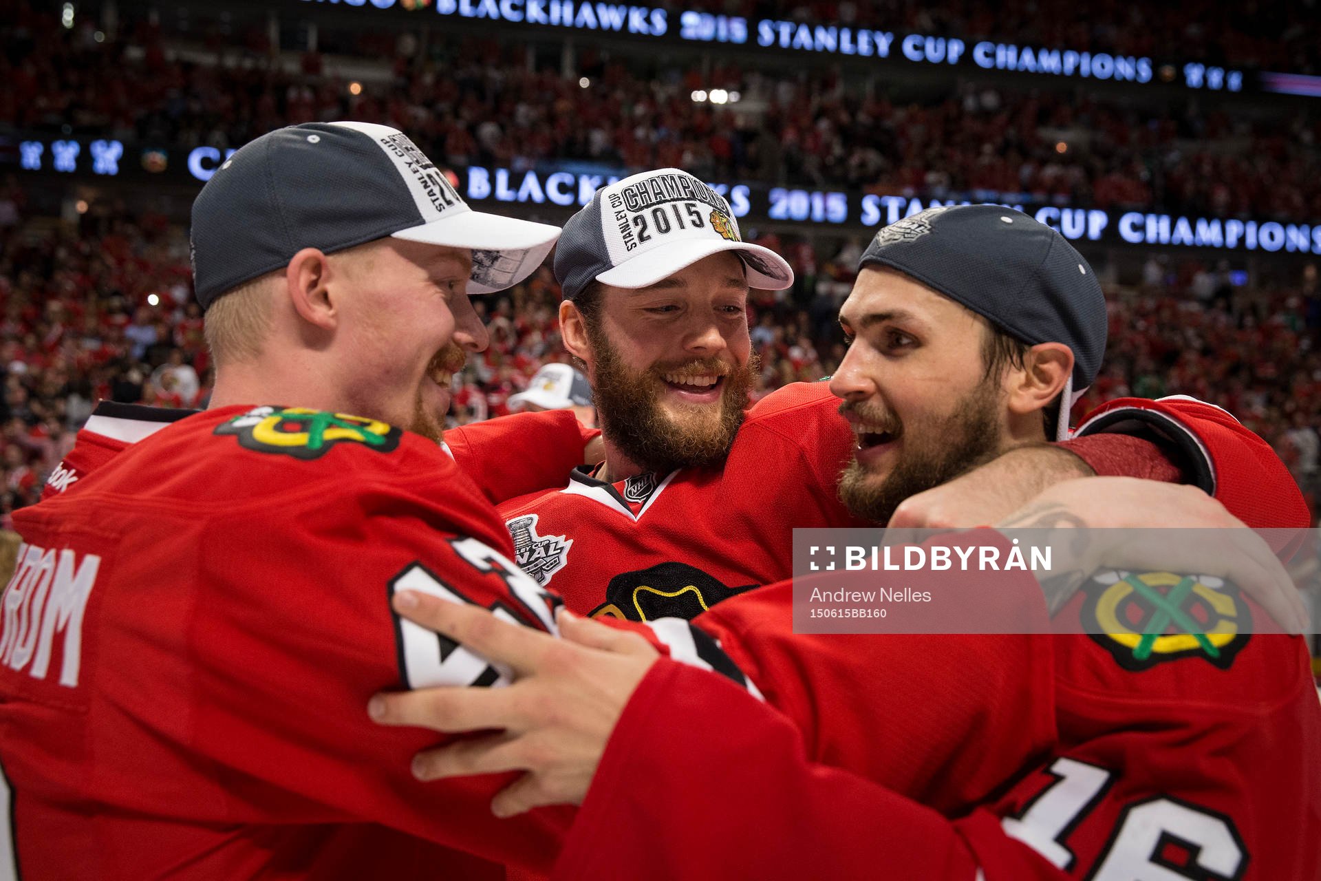 Chicago Blackhawks' Joakim Nordström, left, David