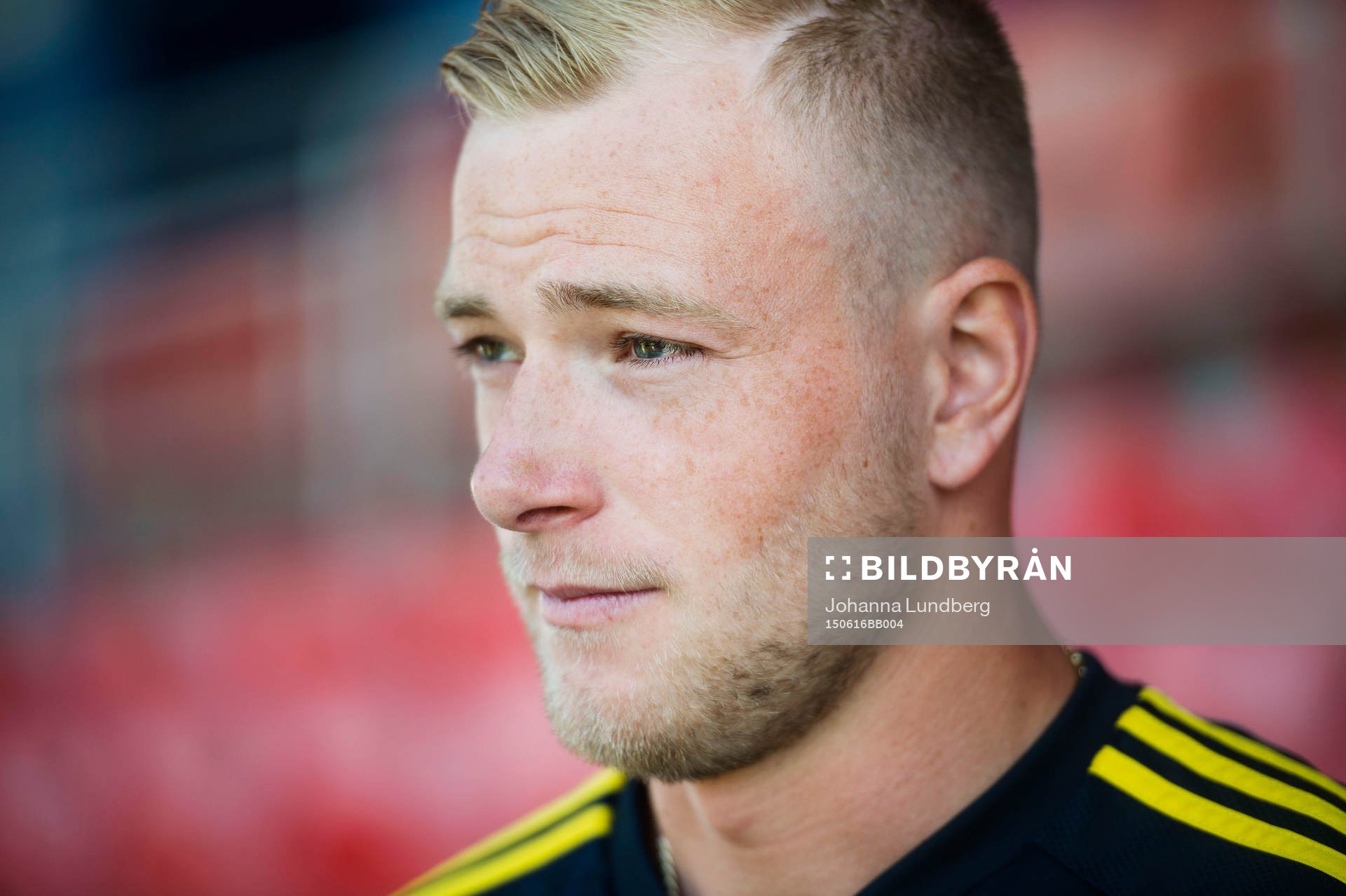 Sveriges John Guidetti  pratar med media